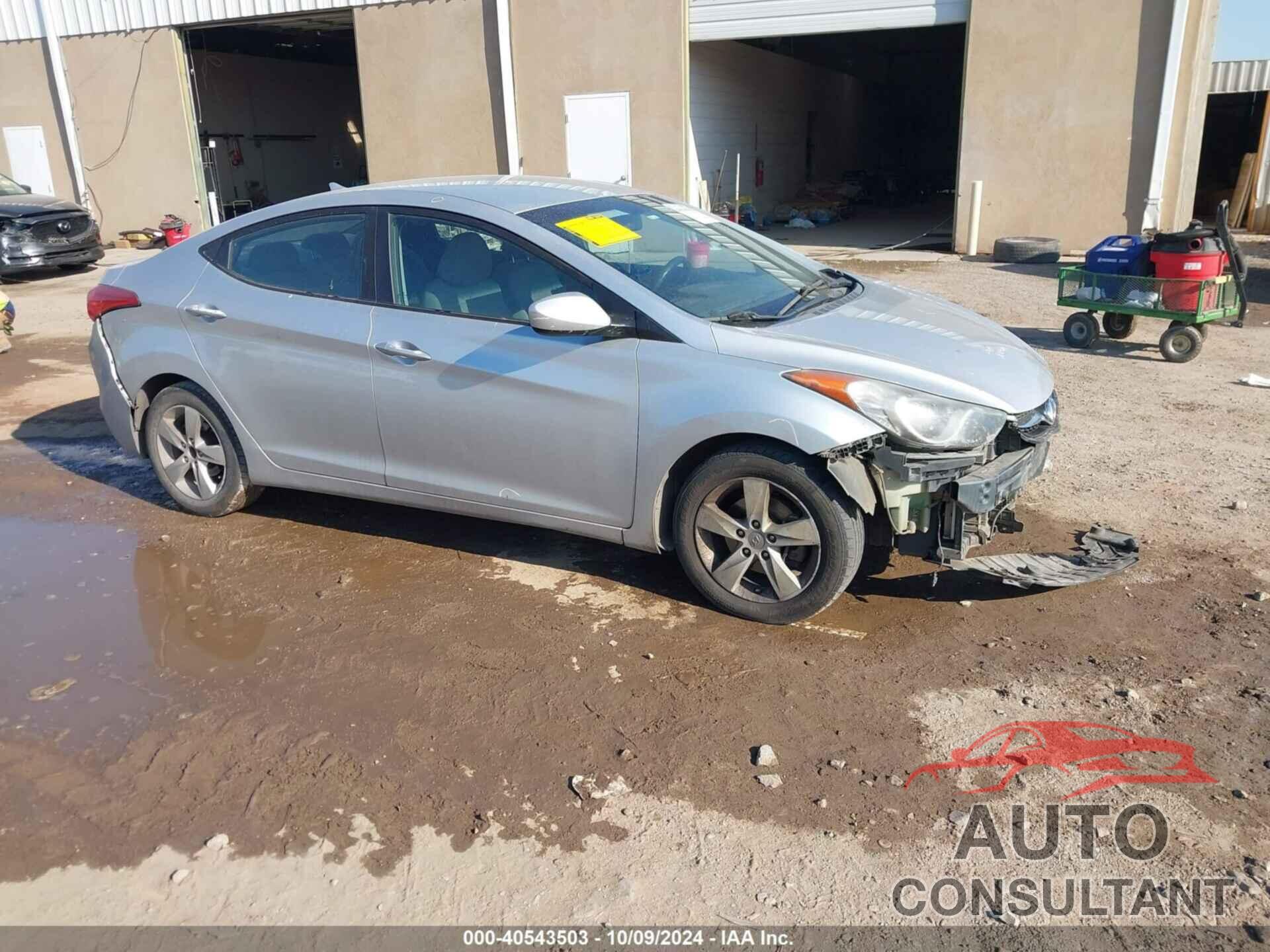 HYUNDAI ELANTRA 2013 - KMHDH4AE5DU855797