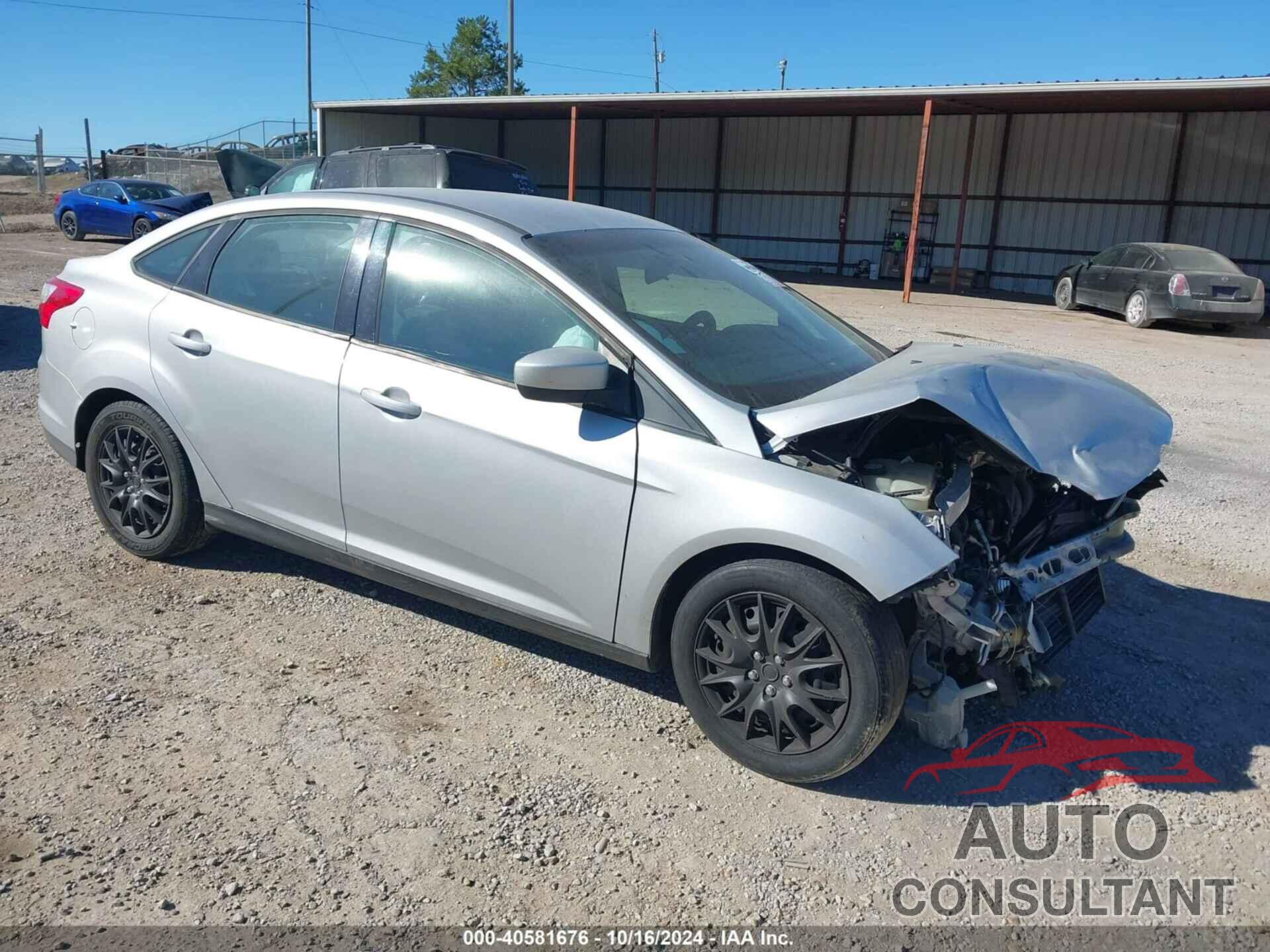 FORD FOCUS 2012 - 1FAHP3F21CL310854