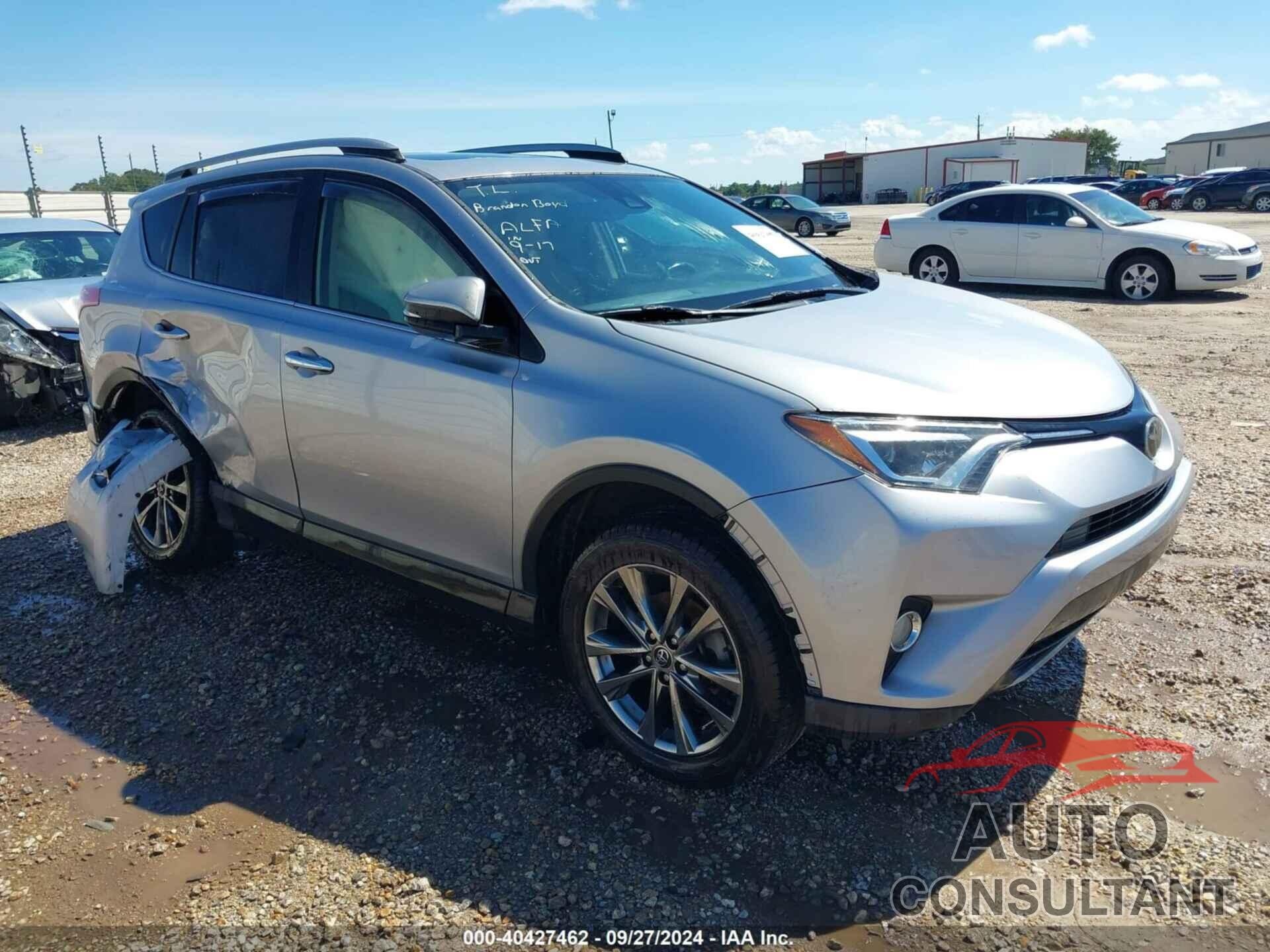 TOYOTA RAV4 2018 - JTMYFREV6JJ194250