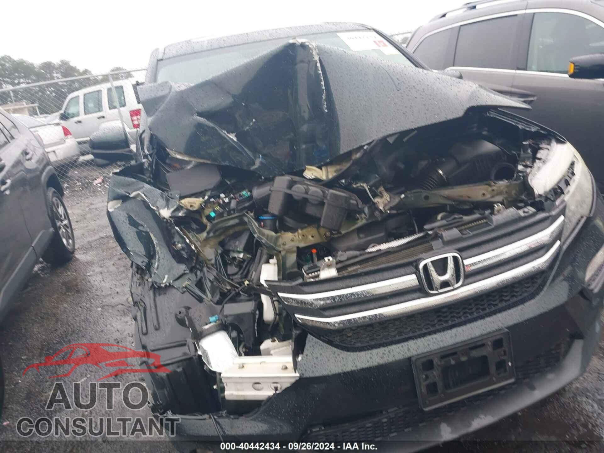 HONDA PILOT 2016 - 5FNYF6H88GB016392