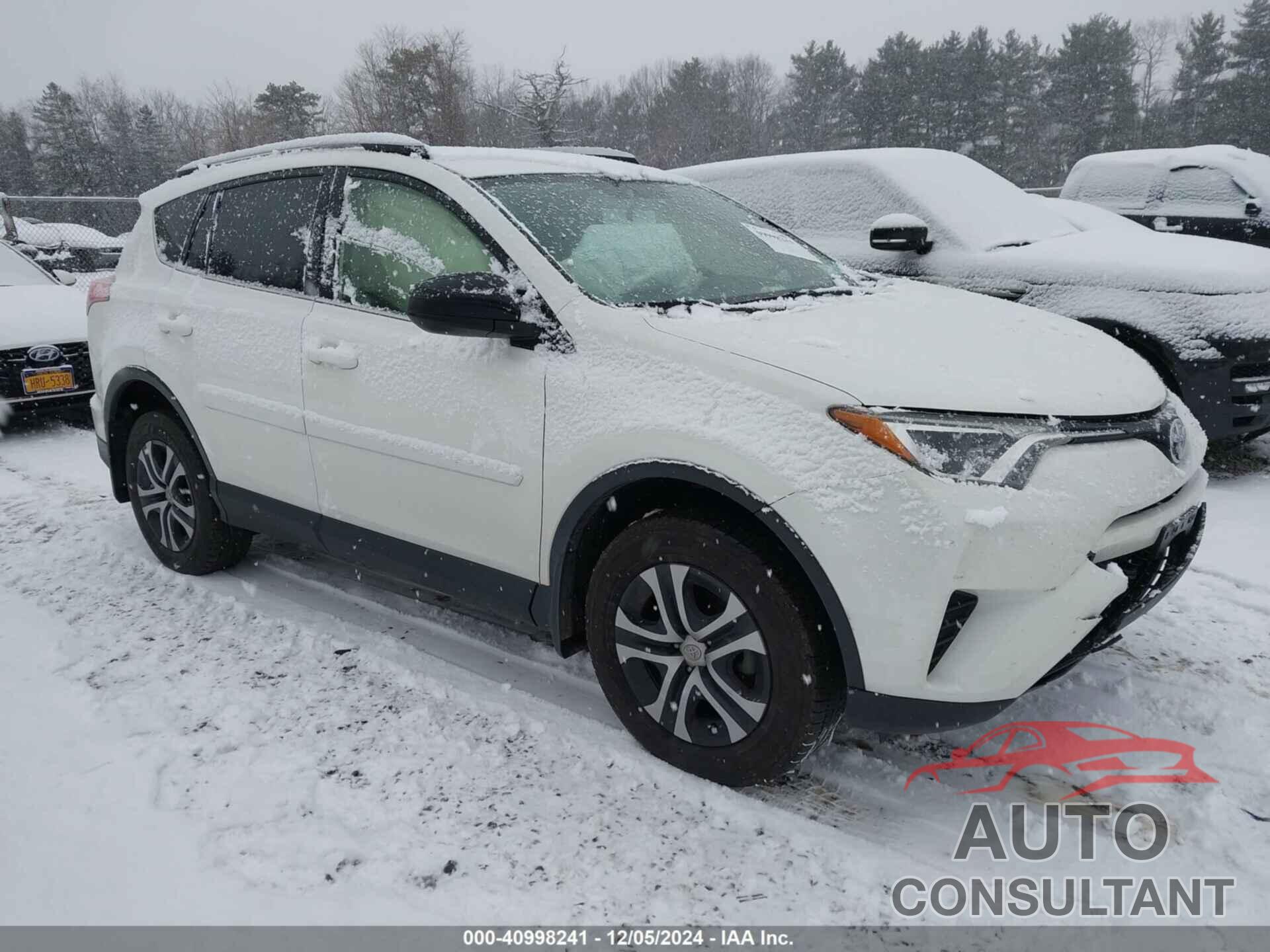 TOYOTA RAV4 2016 - JTMBFREV8GJ103493