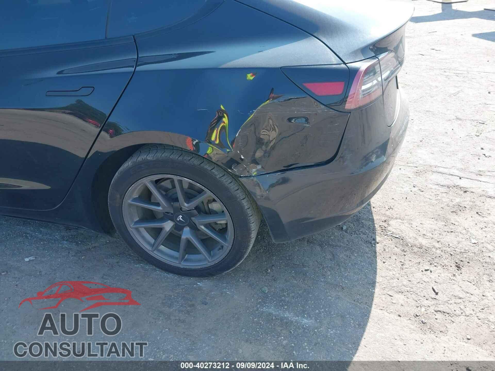 TESLA MODEL 3 2021 - 5YJ3E1EA1MF087131