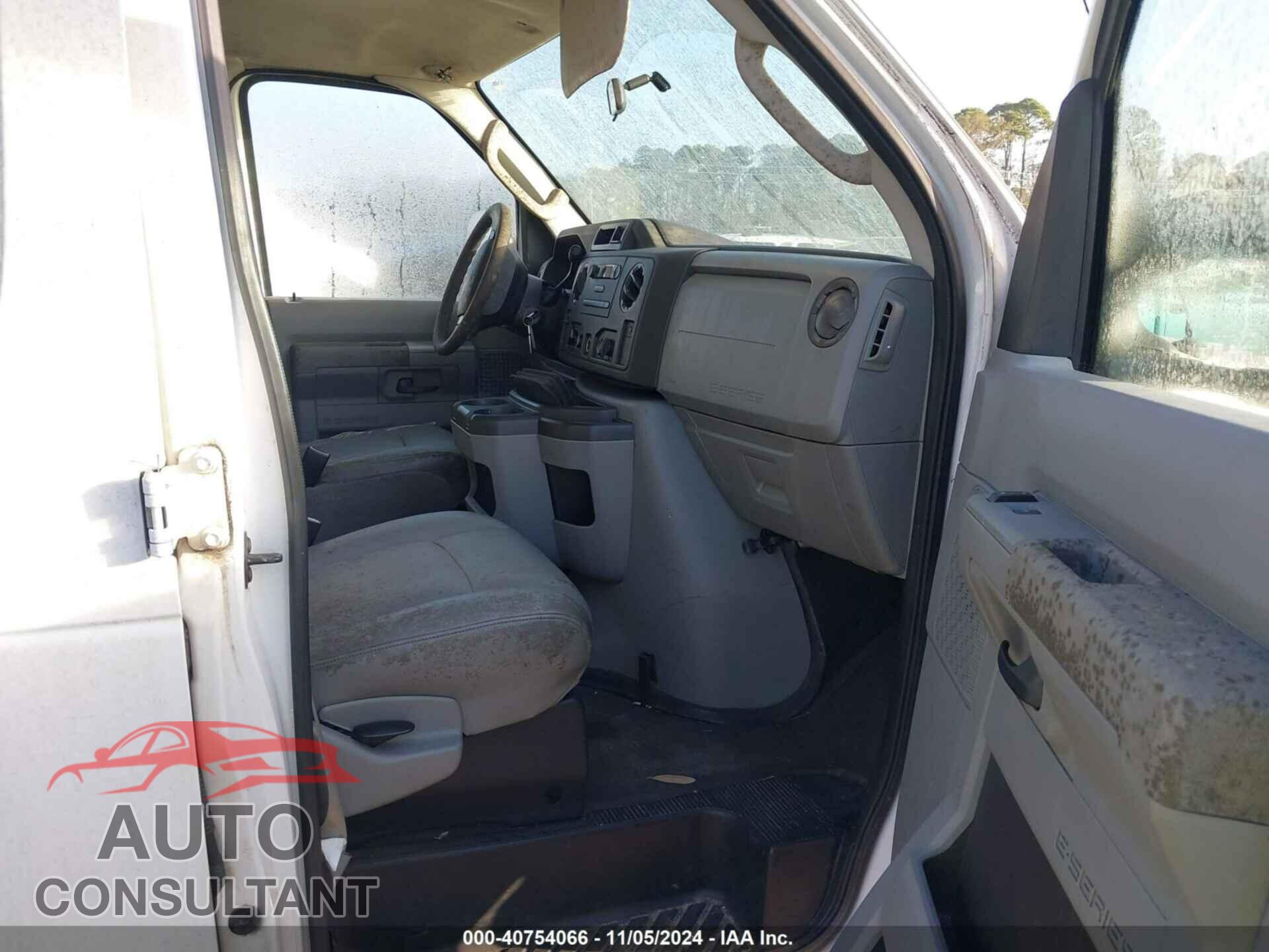 FORD E-150 2010 - 1FTNE1EW1ADA04093