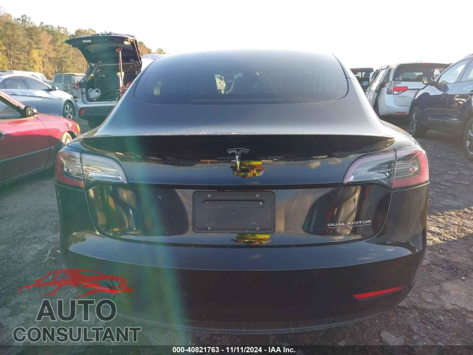 TESLA MODEL 3 2019 - 5YJ3E1EB9KF438406