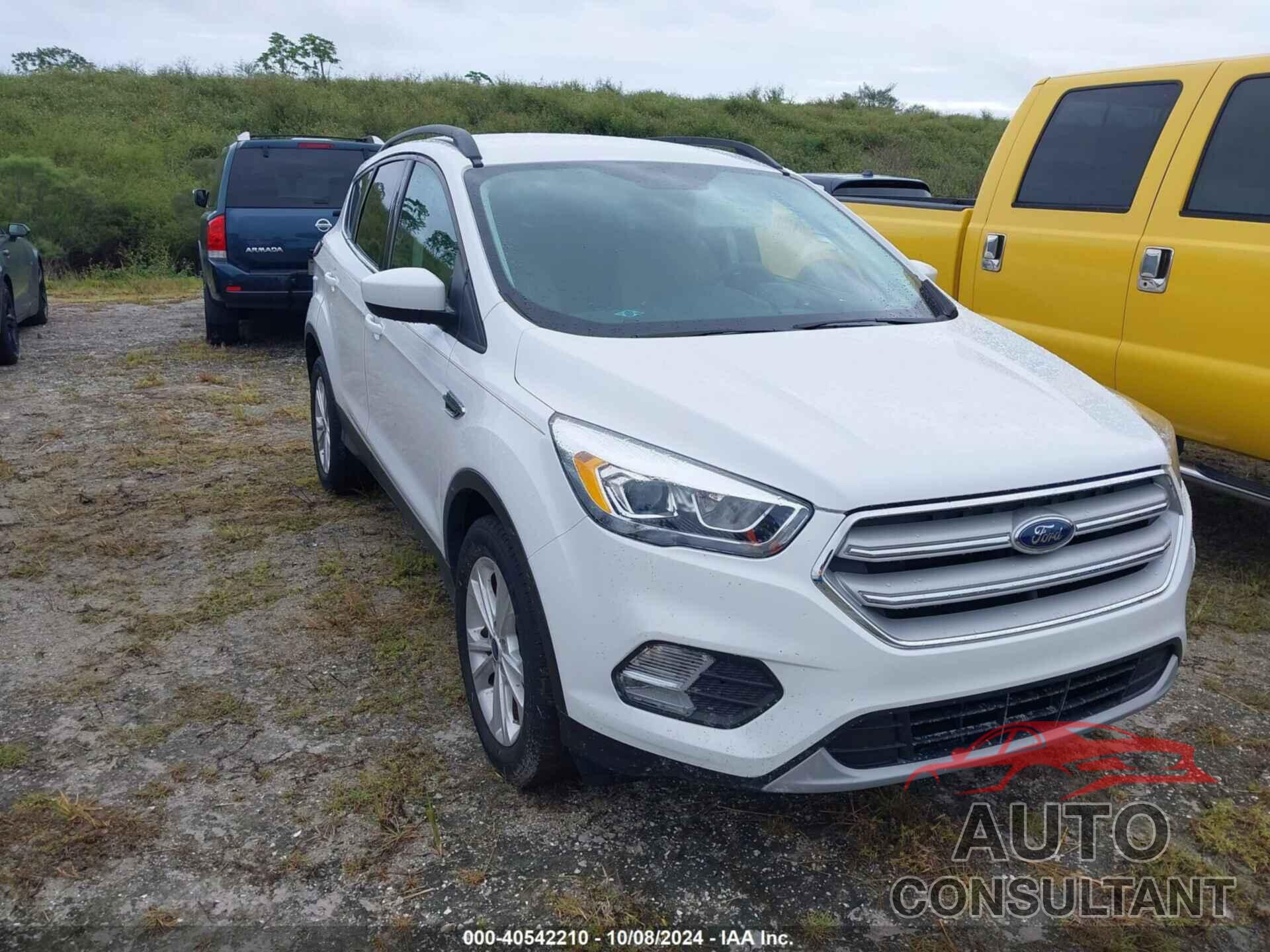 FORD ESCAPE 2017 - 1FMCU0GD3HUD91252