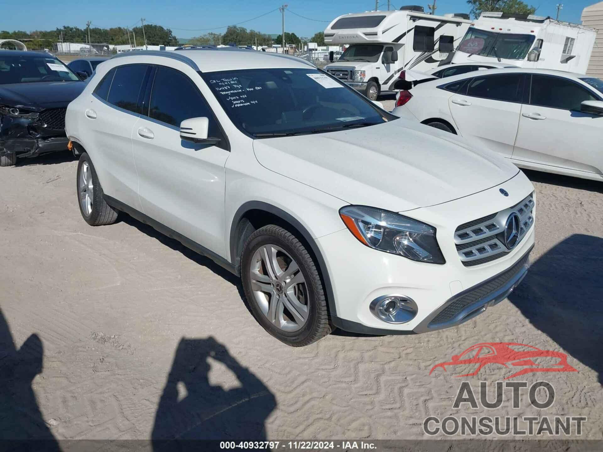 MERCEDES-BENZ GLA 250 2018 - WDCTG4EB3JJ415006