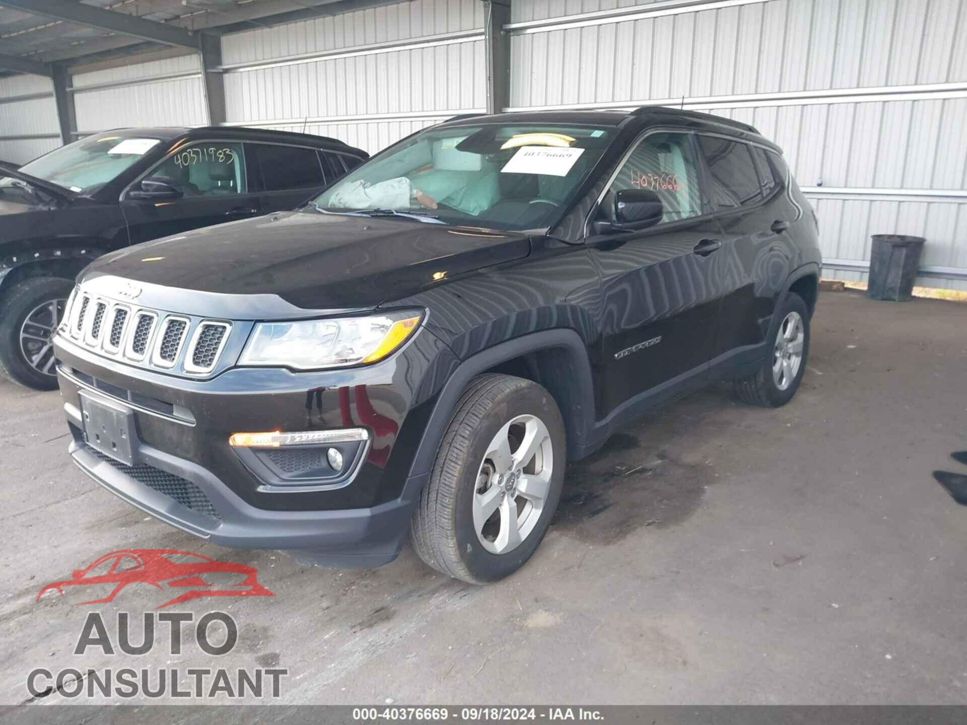 JEEP COMPASS 2018 - 3C4NJDBB0JT414411