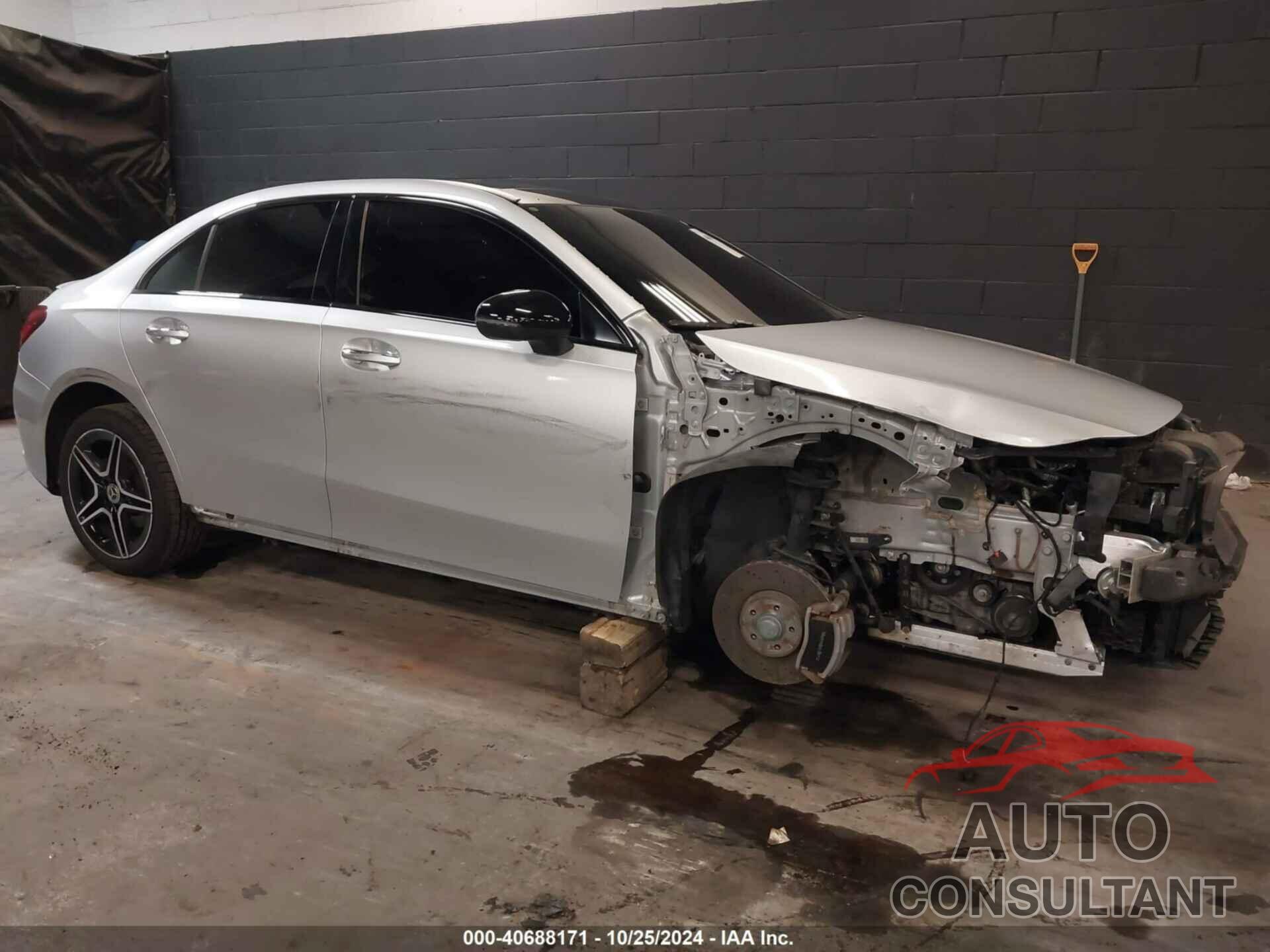 MERCEDES-BENZ A 220 2020 - W1K3G4FBXLJ220792