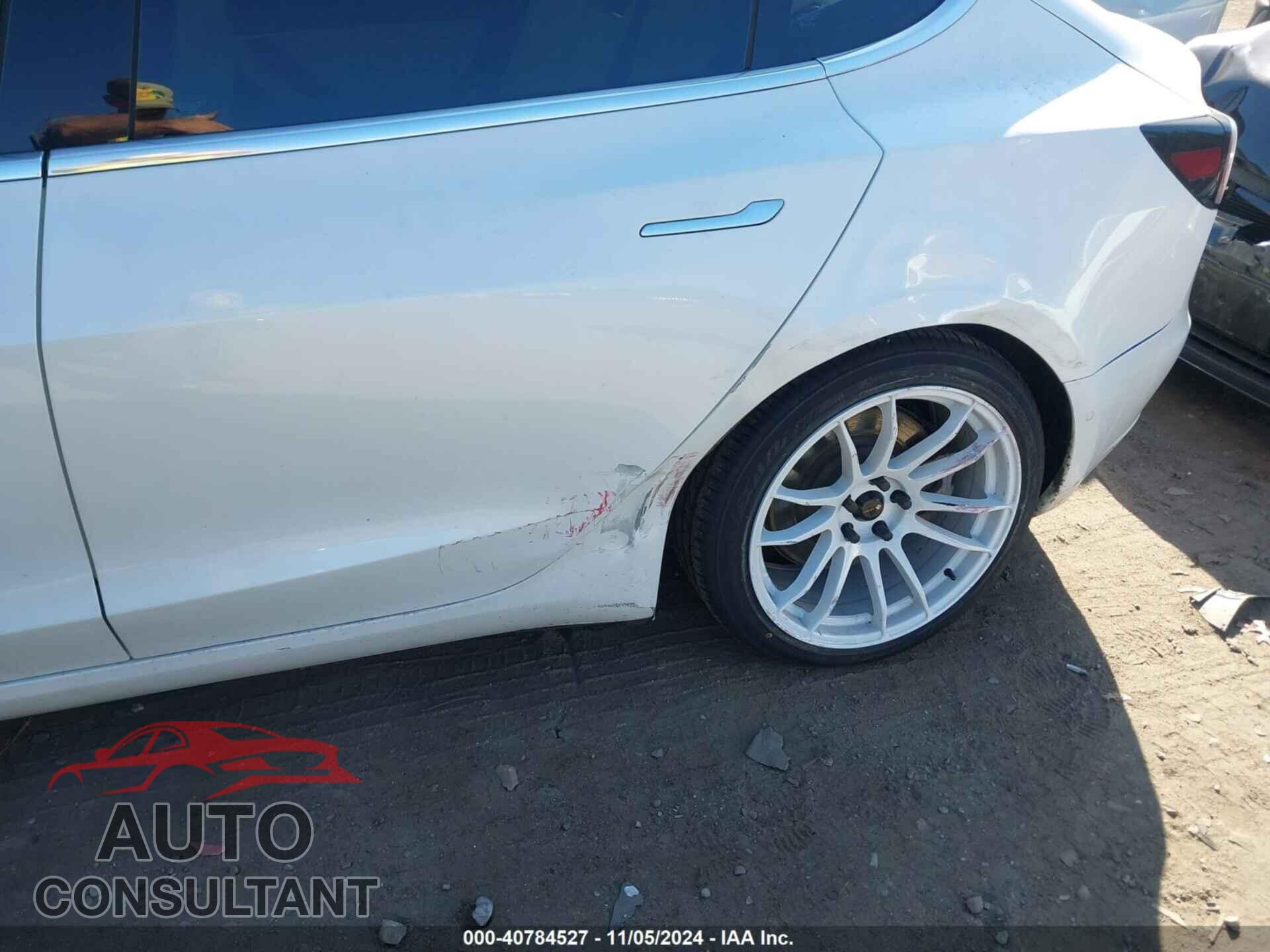 TESLA MODEL 3 2020 - 5YJ3E1EB3LF628686