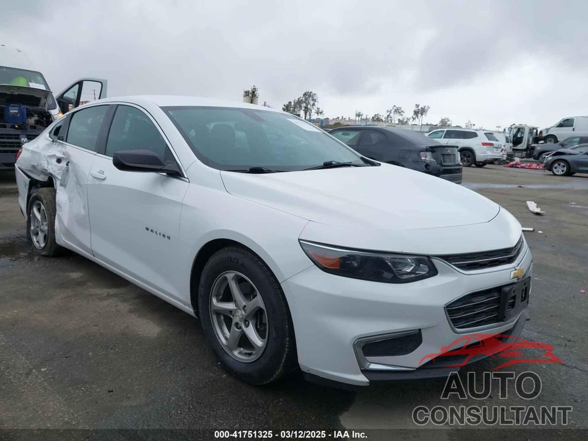 CHEVROLET MALIBU 2017 - 1G1ZB5ST1HF267834