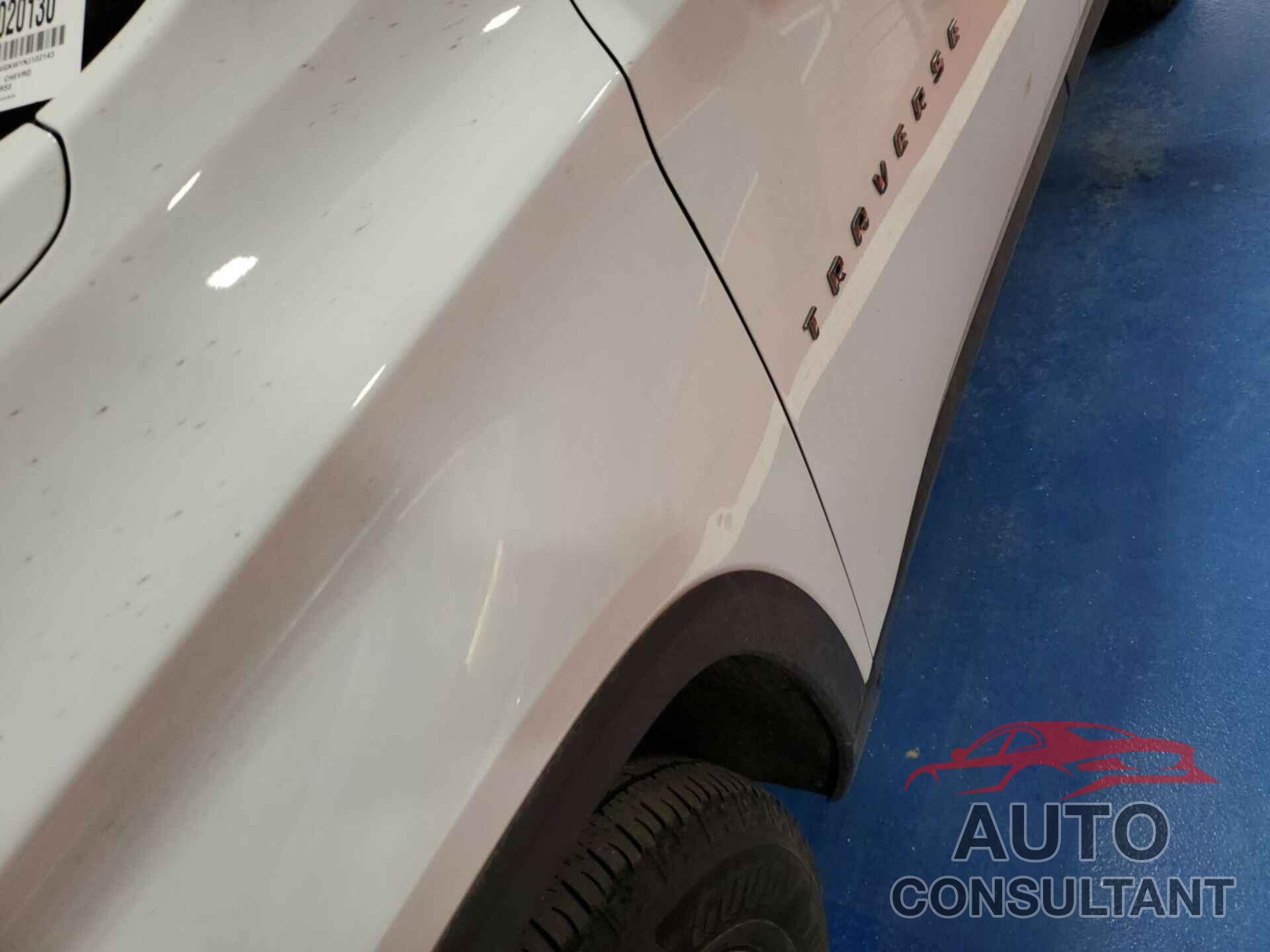 CHEVROLET TRAVERSE 2022 - 1GNEVGKW1NJ102143