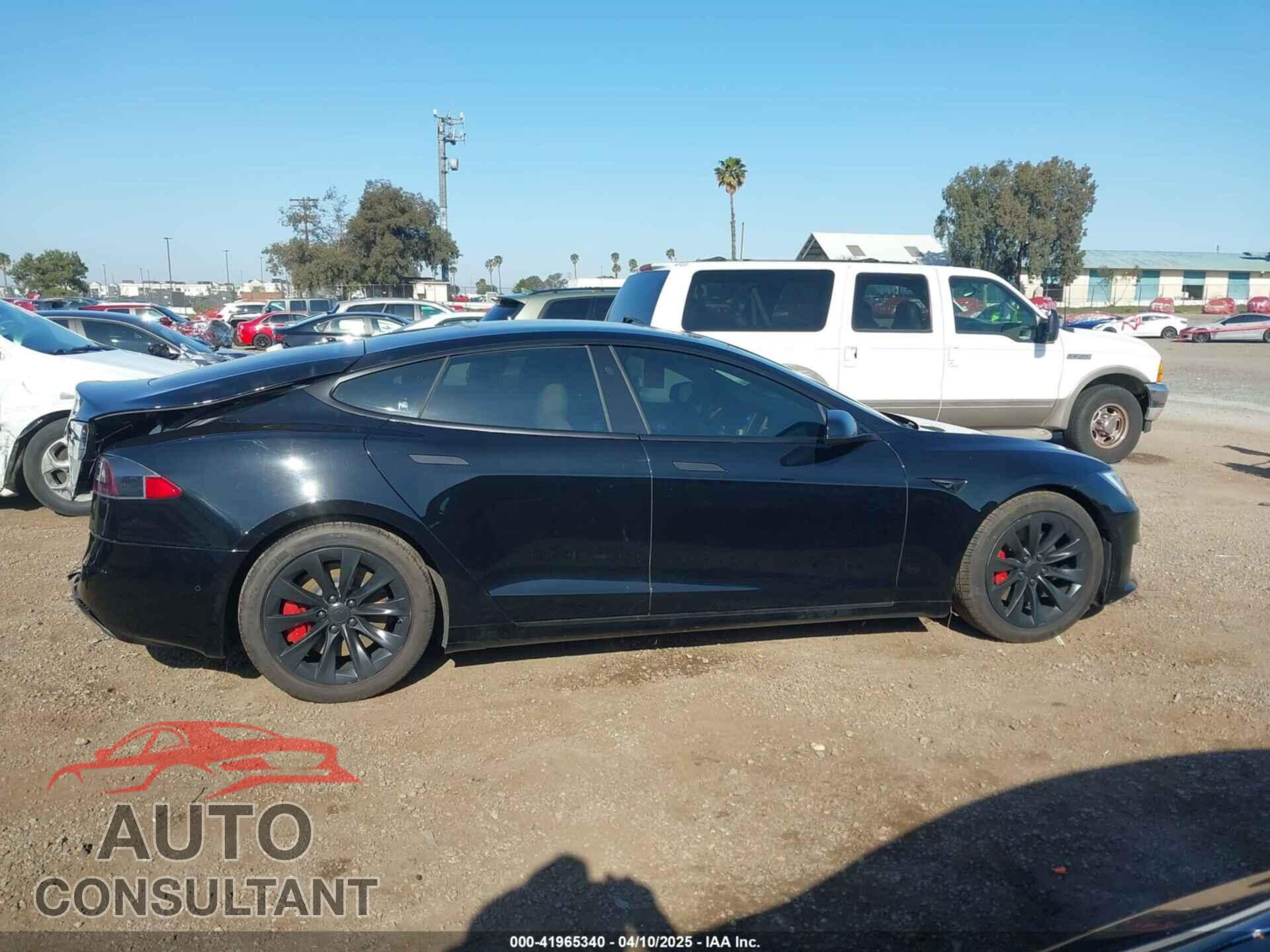 TESLA MODEL S 2020 - 5YJSA1E24LF381878
