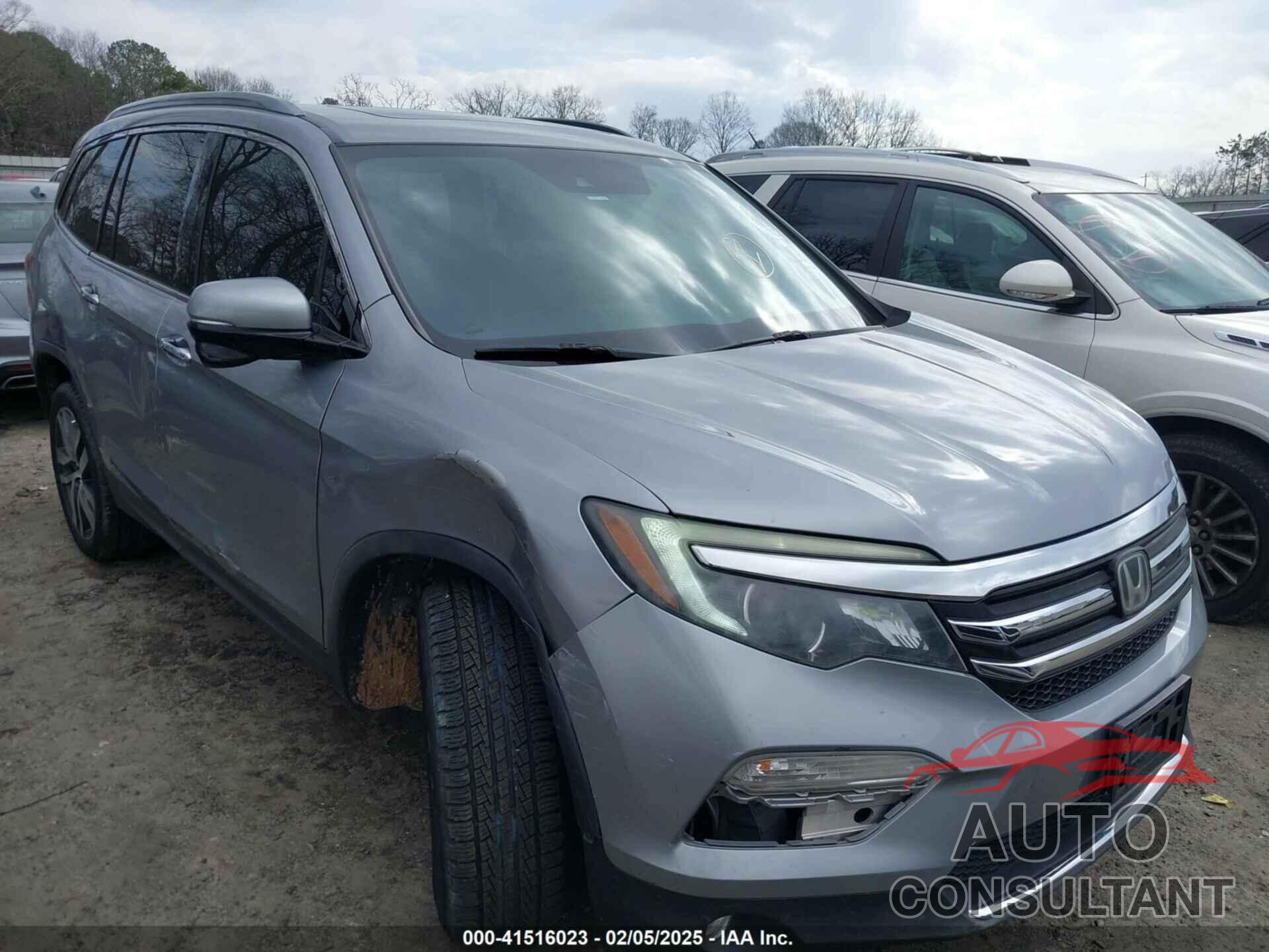 HONDA PILOT 2017 - 5FNYF6H99HB077681