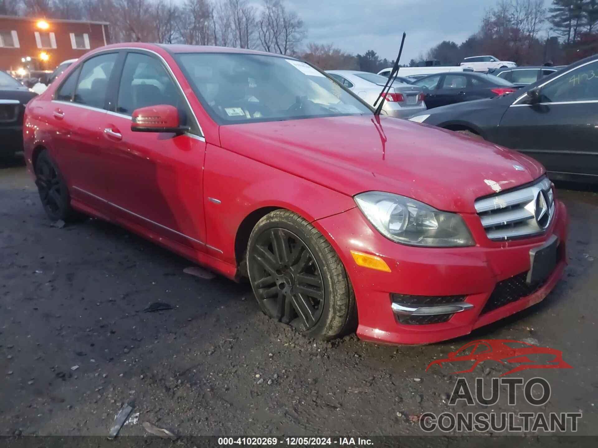 MERCEDES-BENZ C 250 2012 - WDDGF4HB6CA683224