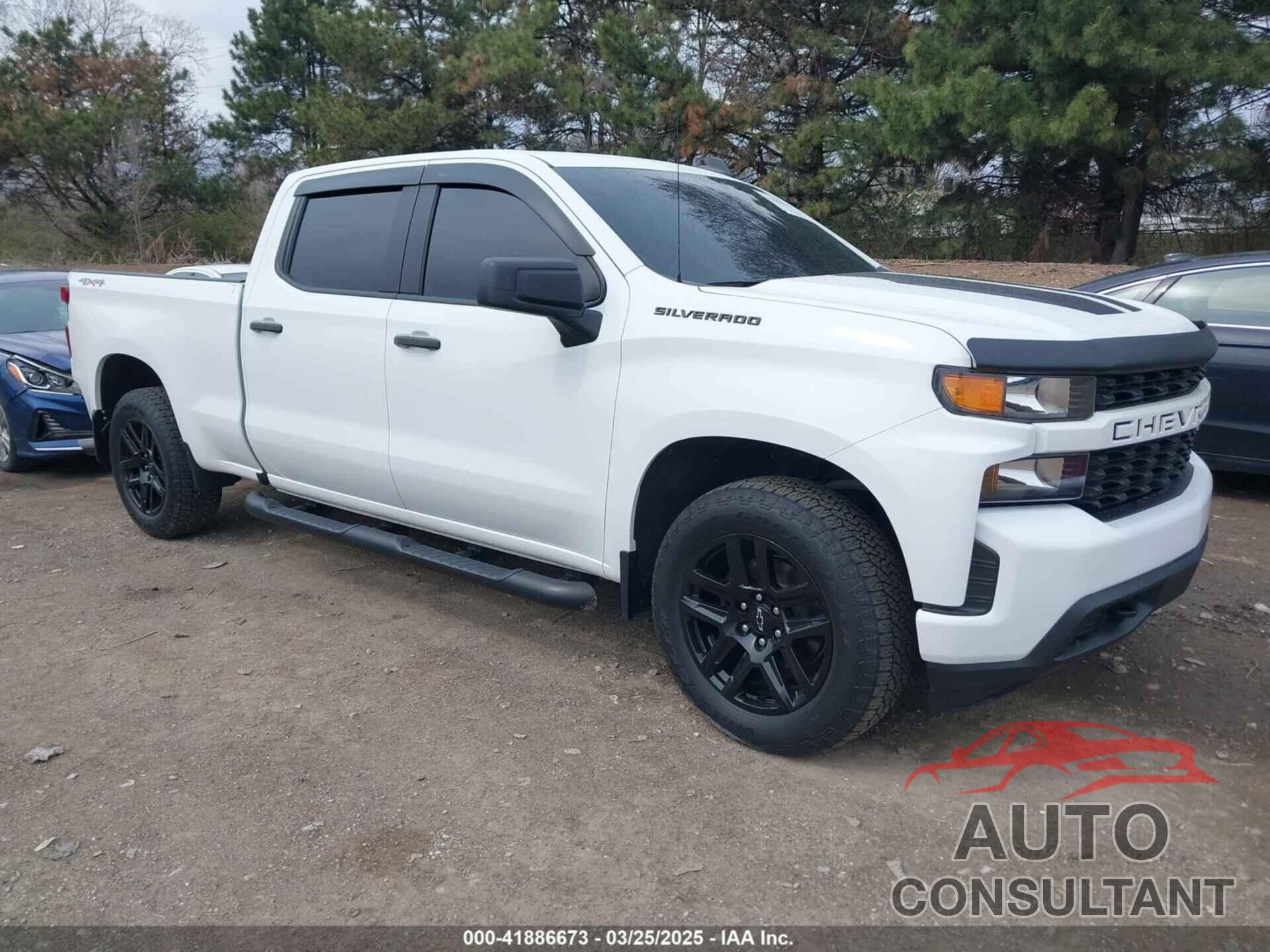 CHEVROLET SILVERADO 1500 2021 - 1GCPYBEK0MZ338027