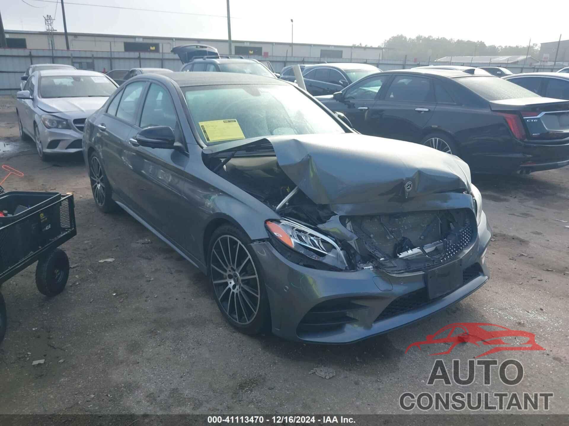 MERCEDES-BENZ C 300 2020 - 55SWF8DB7LU326515