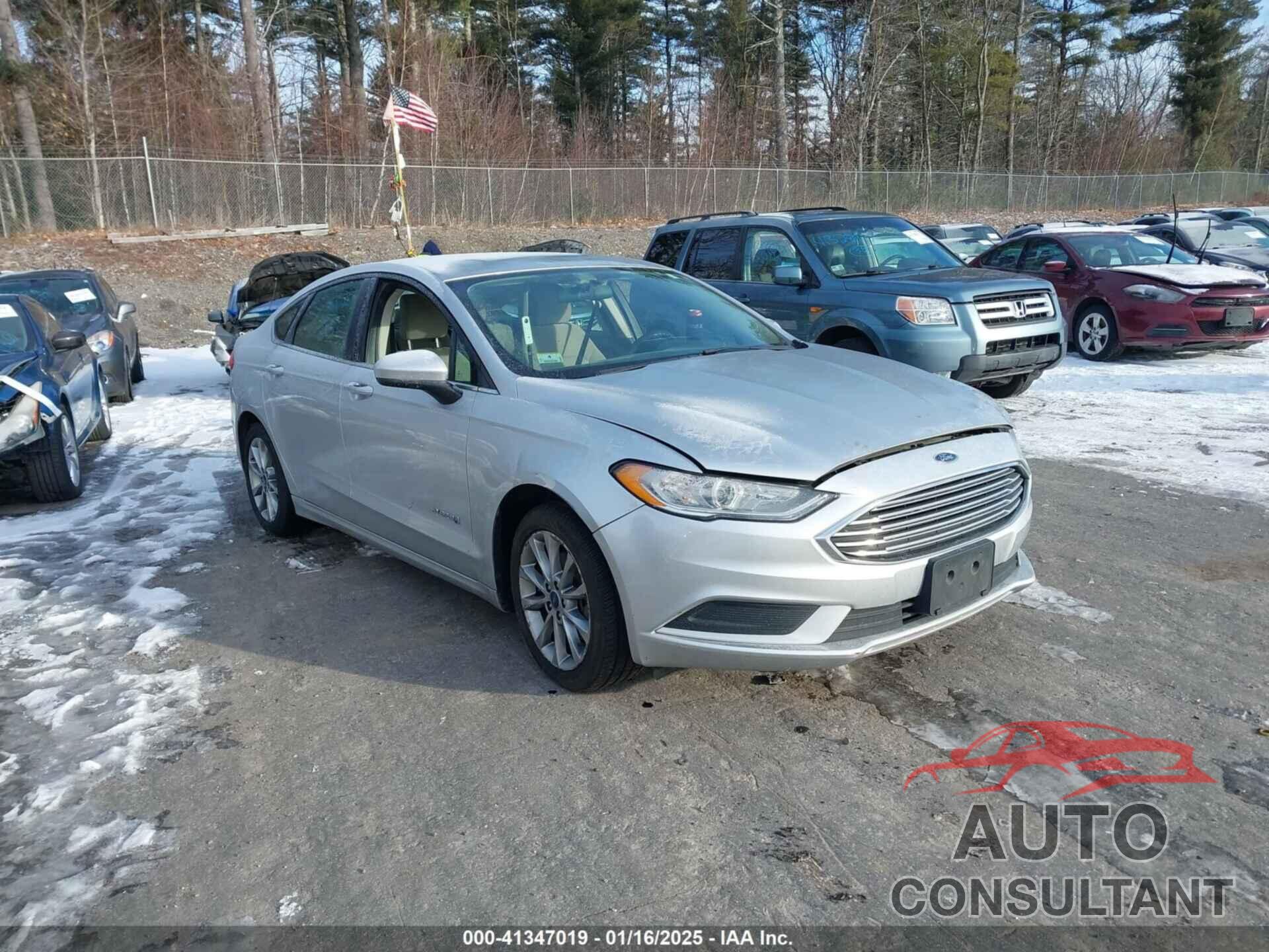 FORD FUSION HYBRID 2017 - 3FA6P0UUXHR390190