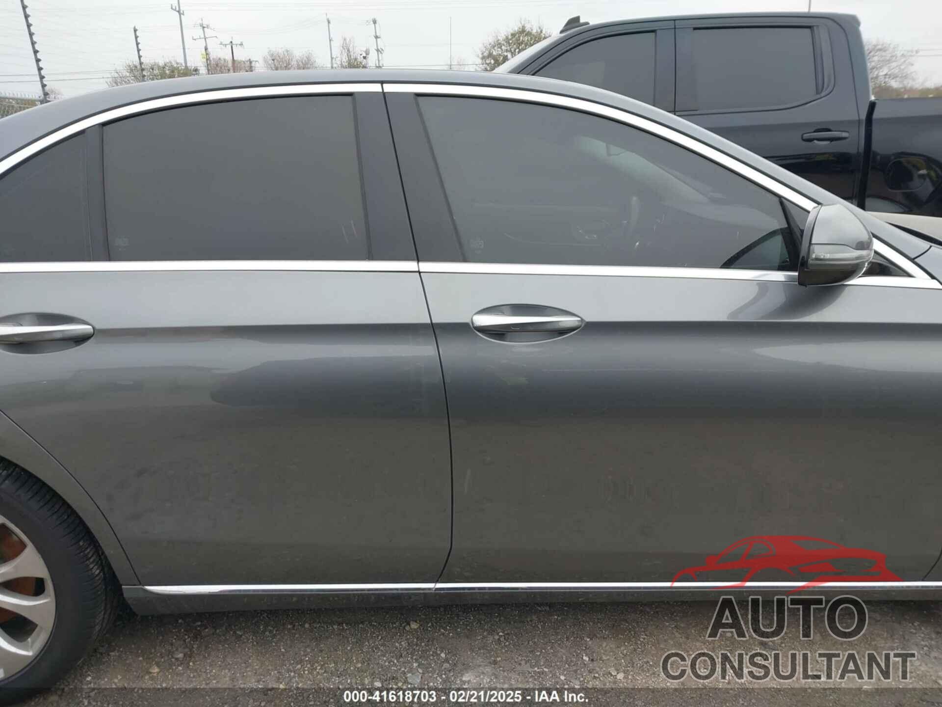 MERCEDES-BENZ E 300 2017 - WDDZF4JB1HA094799