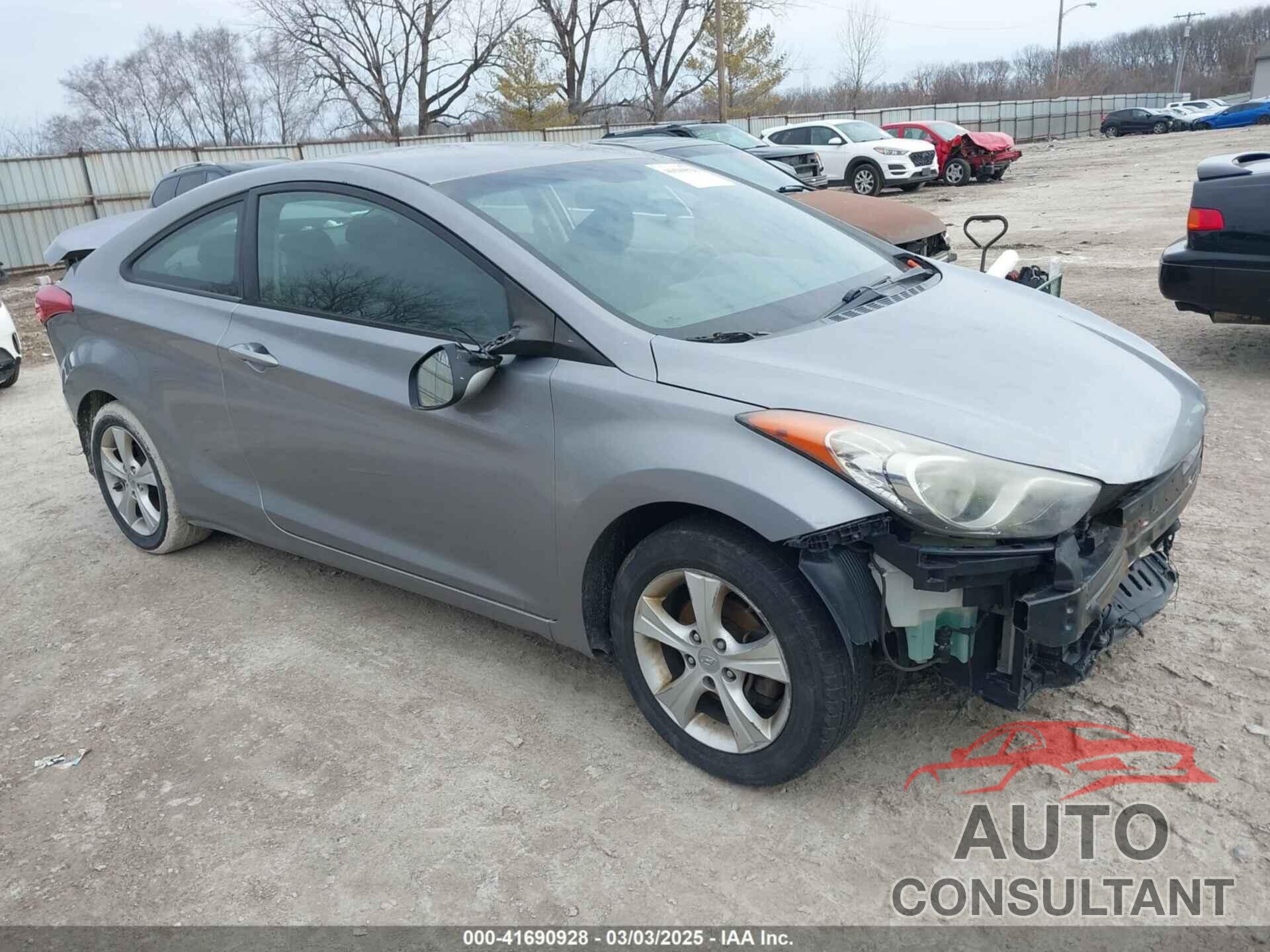 HYUNDAI ELANTRA 2013 - KMHDH6AE6DU007195