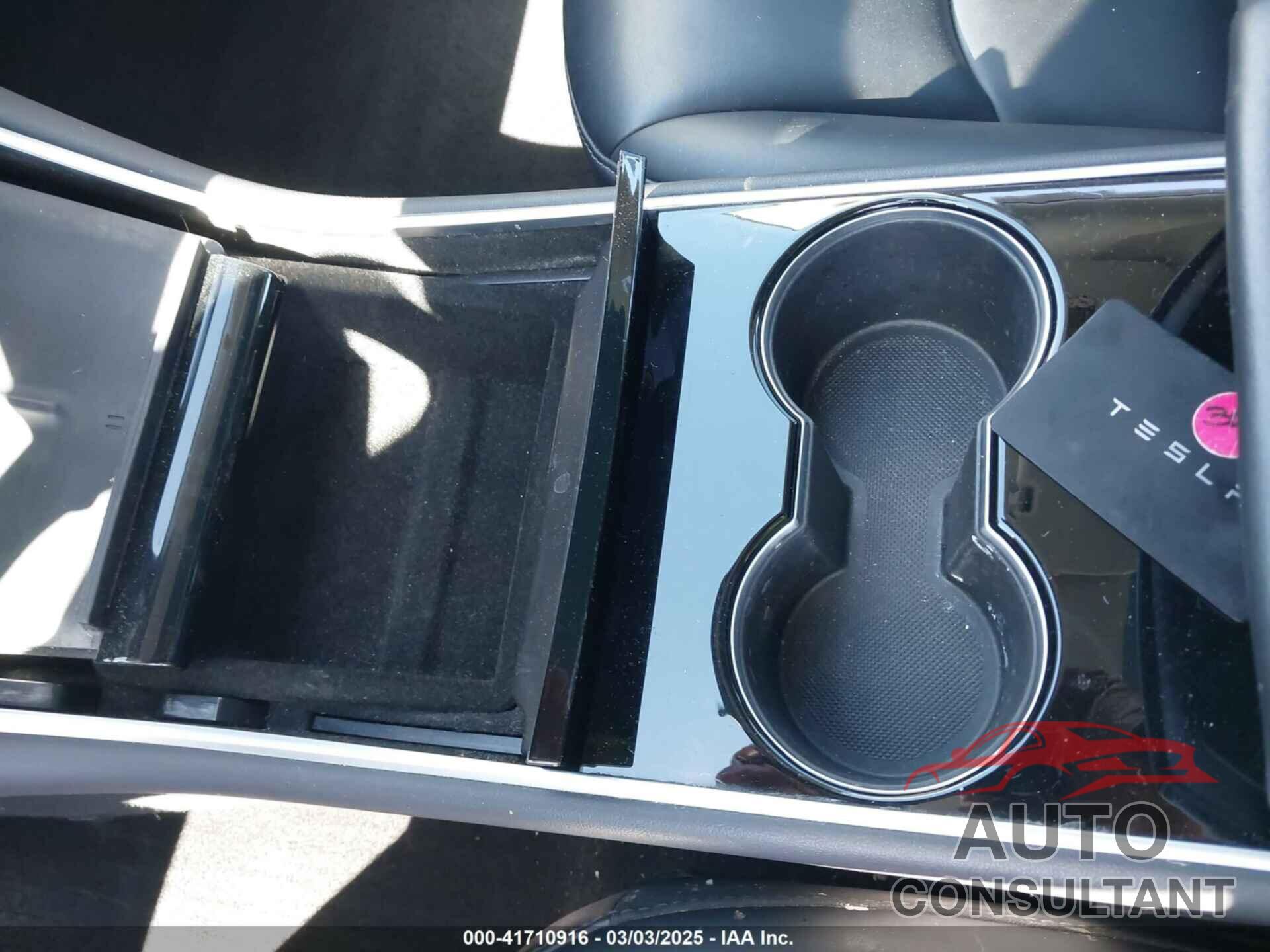 TESLA MODEL 3 2019 - 5YJ3E1EA5KF306816