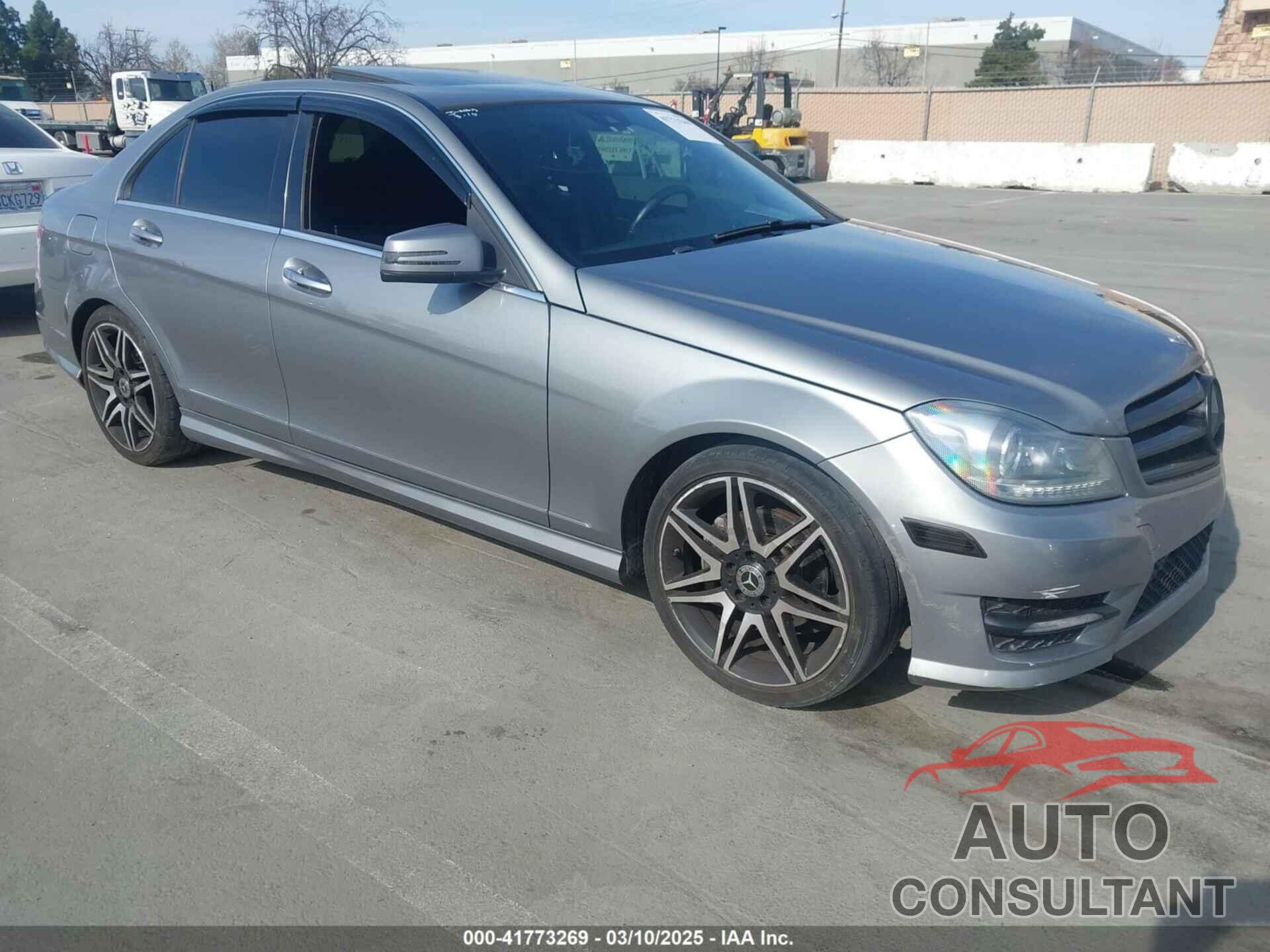 MERCEDES-BENZ C 250 2014 - WDDGF4HB5EG236514
