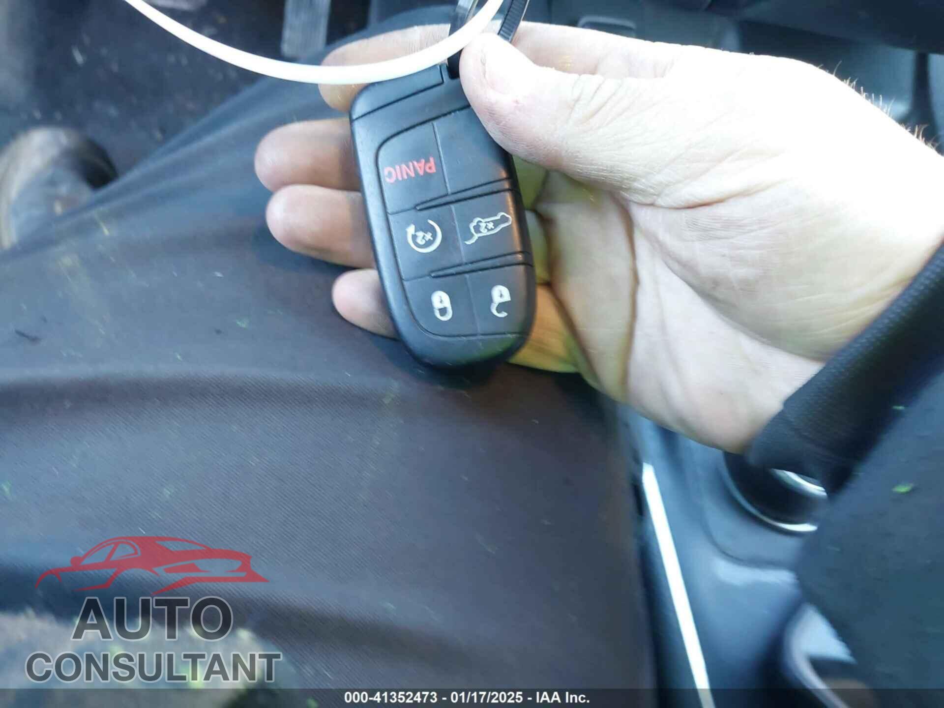 DODGE DURANGO 2015 - 1C4RDJEG6FC786658