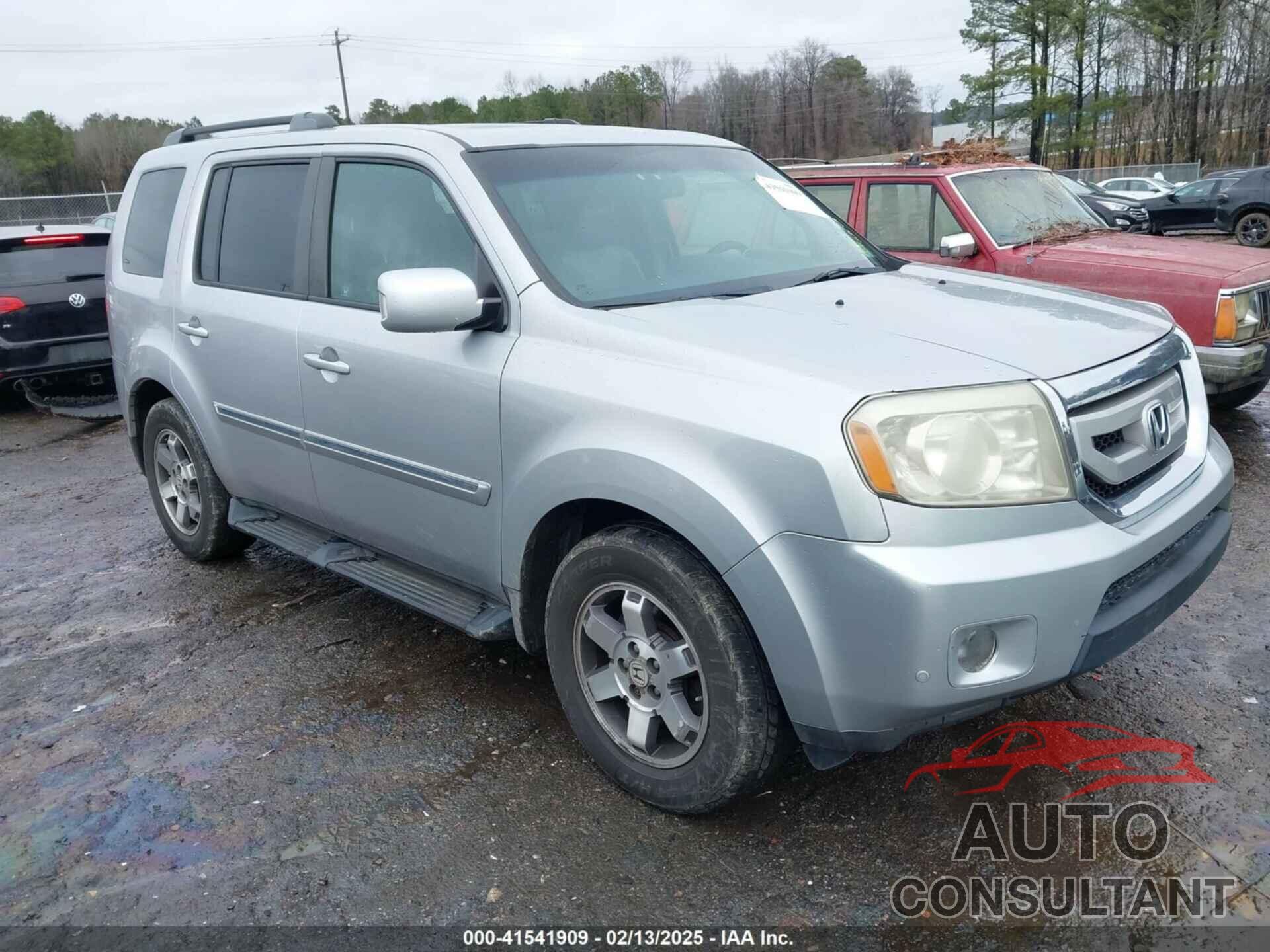 HONDA PILOT 2010 - 5FNYF4H87AB021756