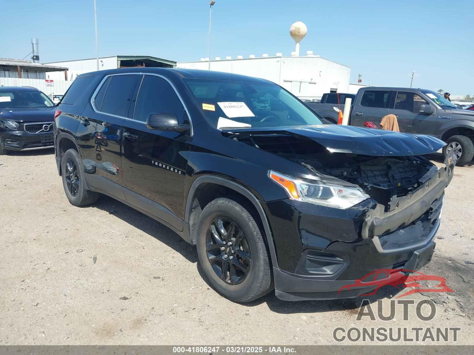 CHEVROLET TRAVERSE 2019 - 1GNERFKW1KJ310856