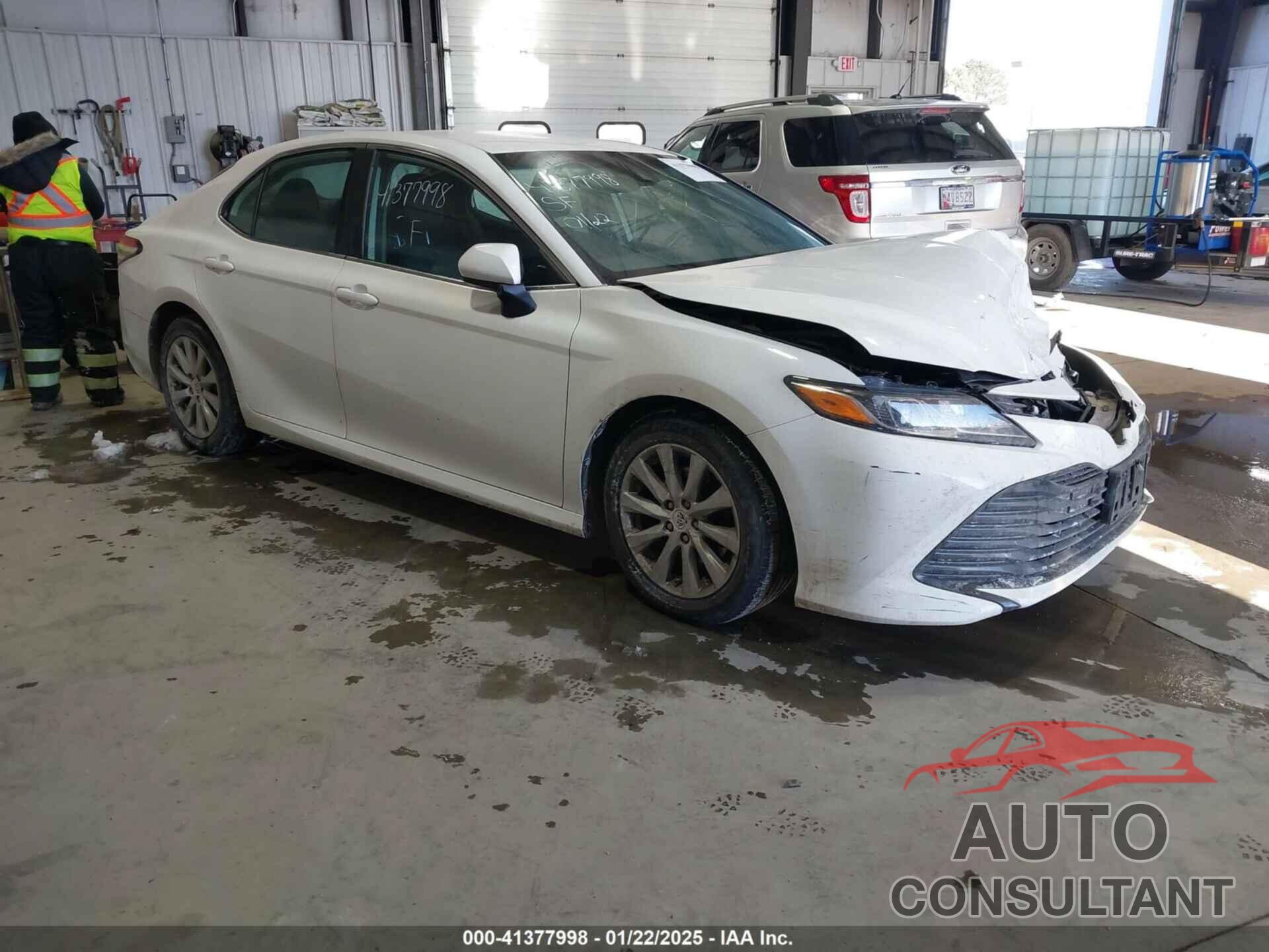 TOYOTA CAMRY 2019 - 4T1B11HK4KU256604