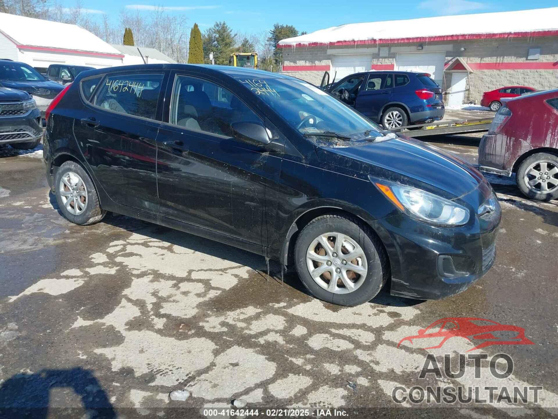 HYUNDAI ACCENT 2013 - KMHCT5AE9DU082462