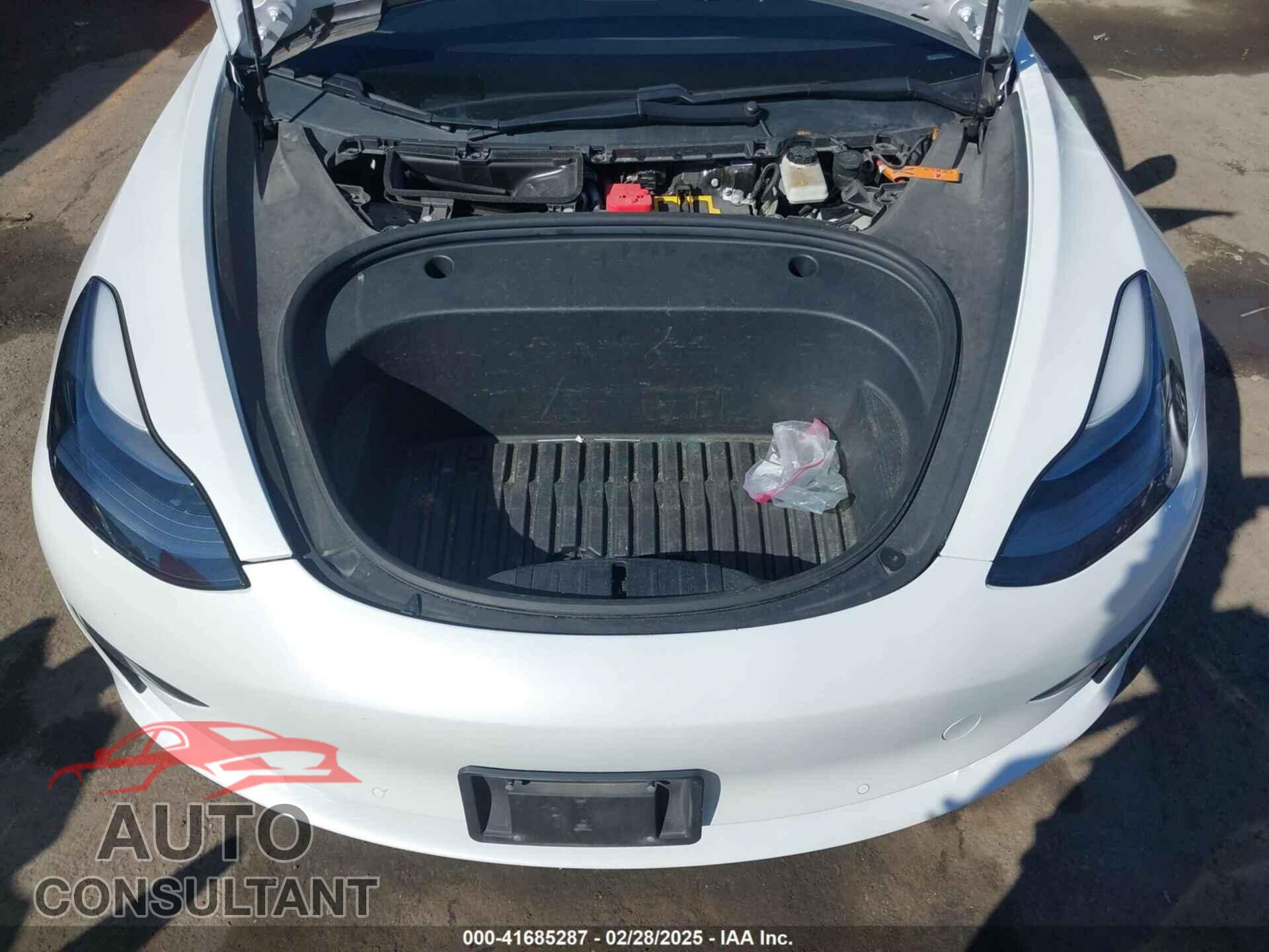 TESLA MODEL 3 2021 - 5YJ3E1EA0MF009620
