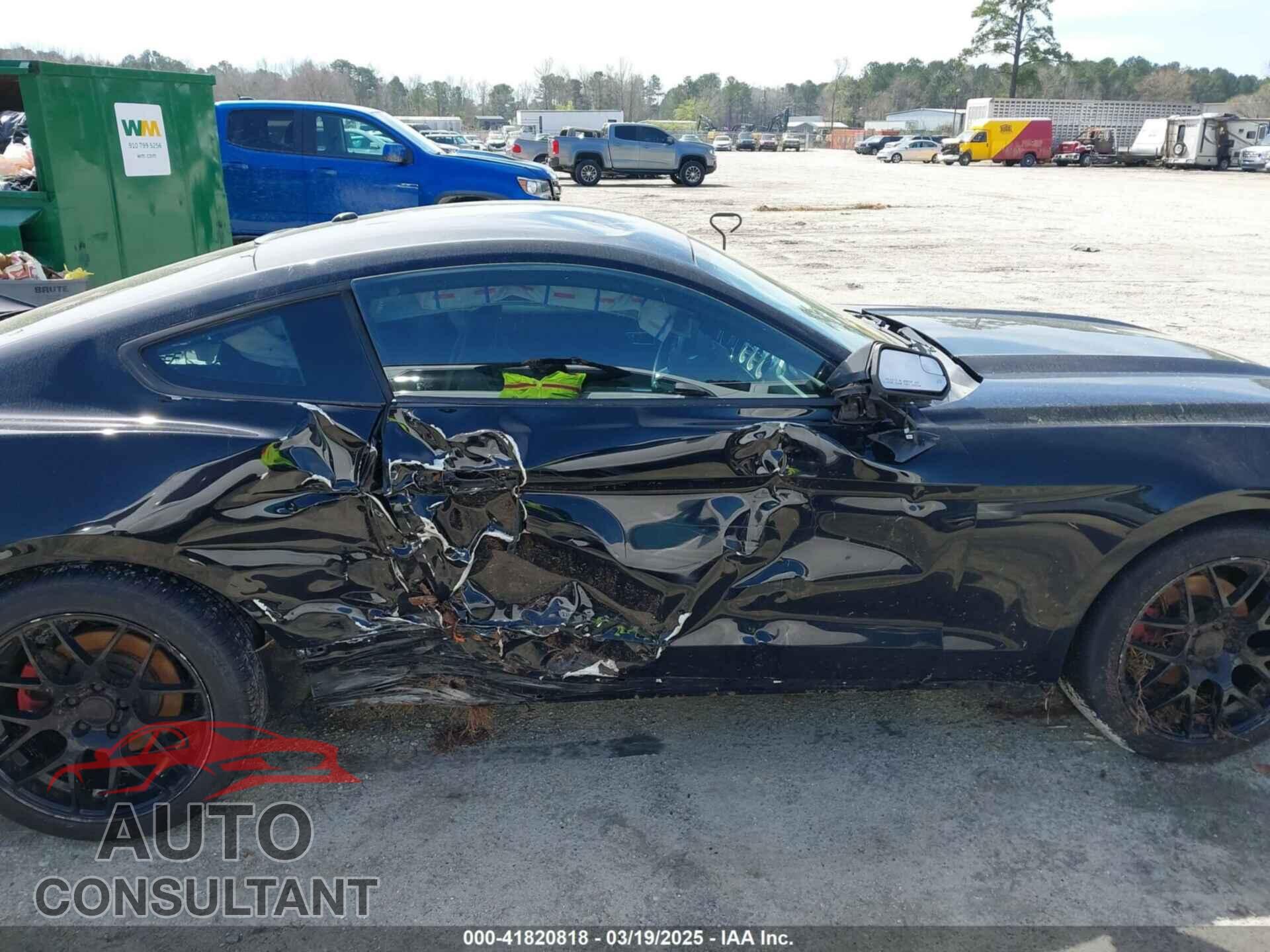 FORD MUSTANG 2017 - 1FA6P8TH9H5259449