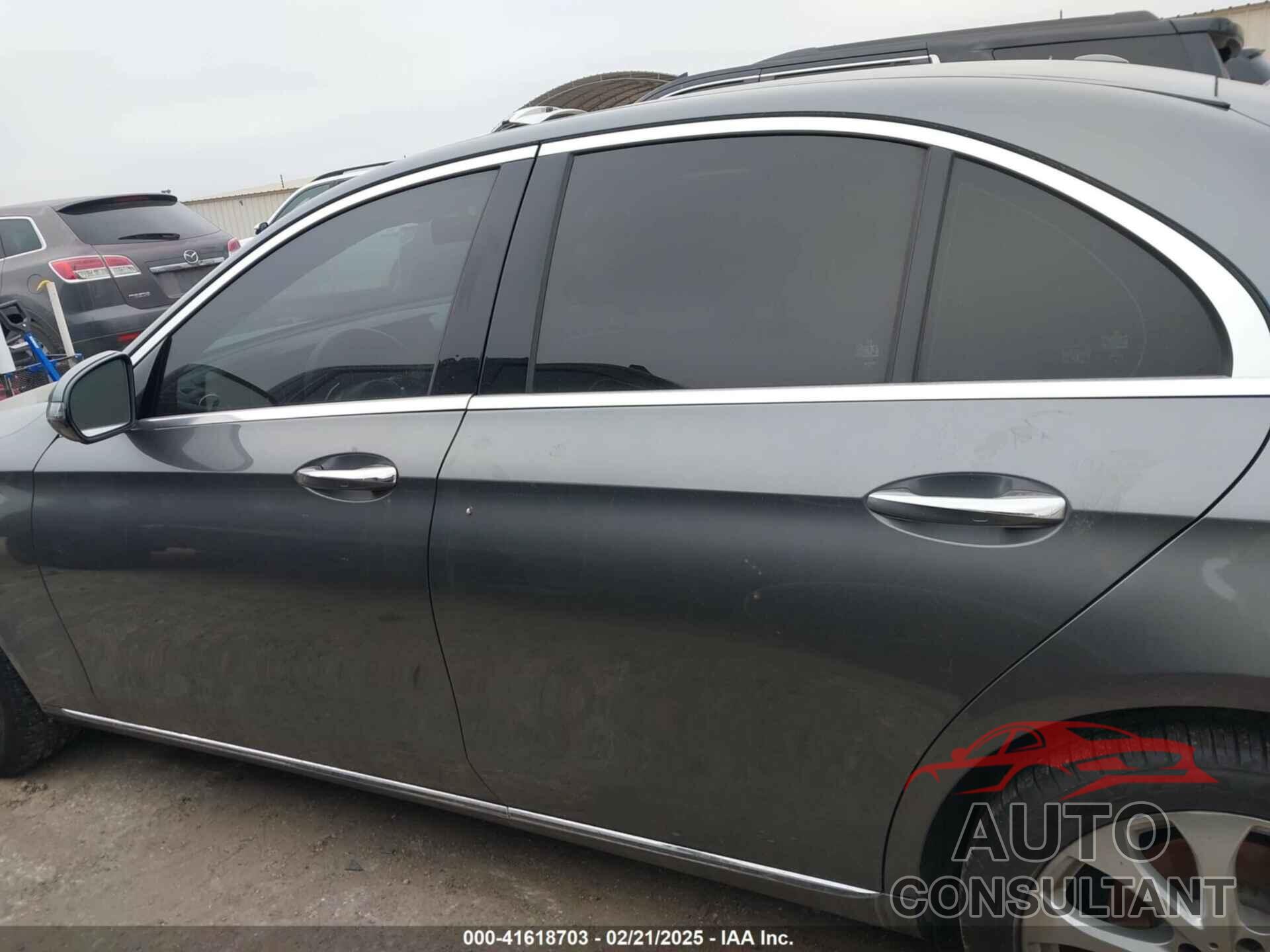 MERCEDES-BENZ E 300 2017 - WDDZF4JB1HA094799