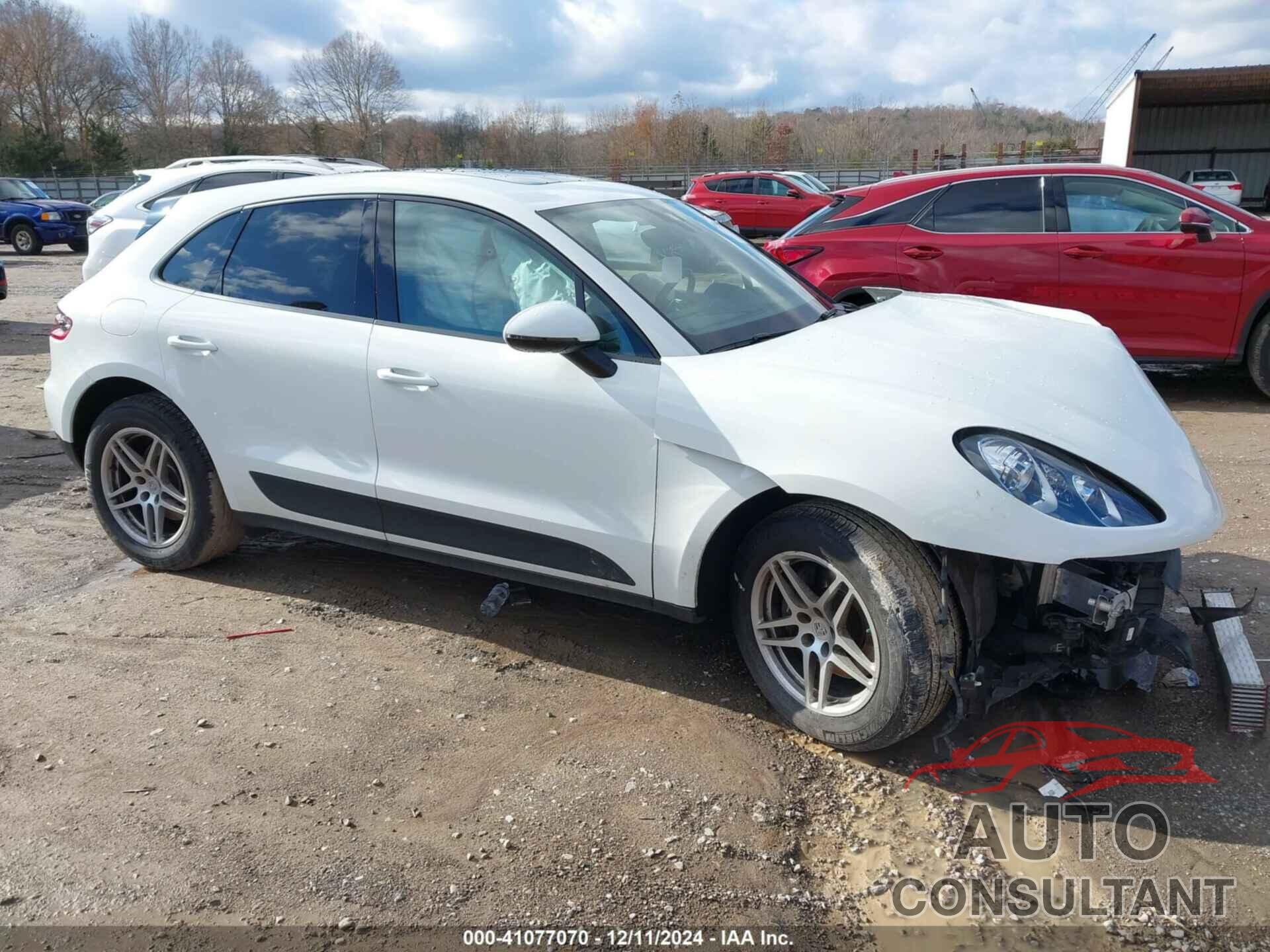 PORSCHE MACAN 2017 - WP1AA2A52HLB06191