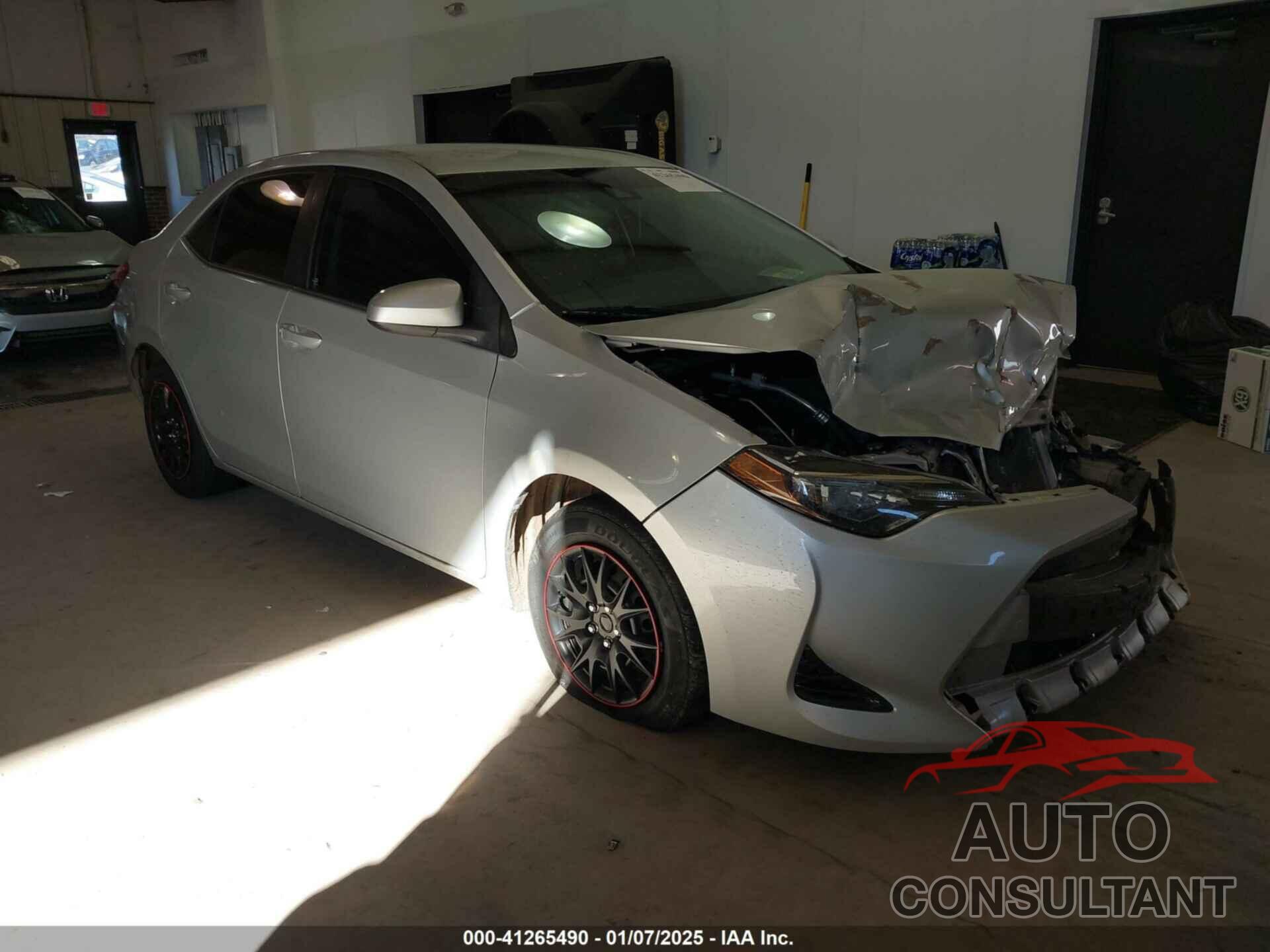TOYOTA COROLLA 2017 - 5YFBURHE8HP630755