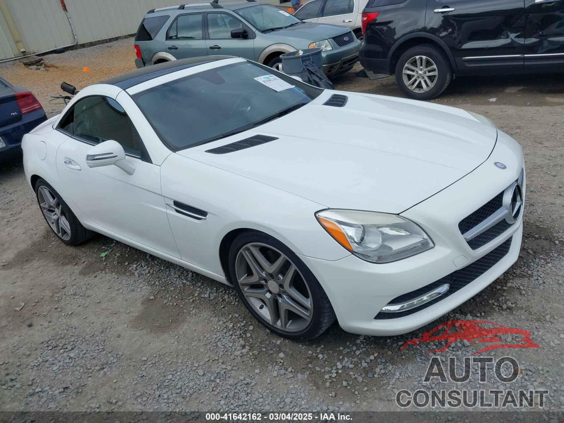 MERCEDES-BENZ SLK 300 2016 - WDDPK3JA9GF120832