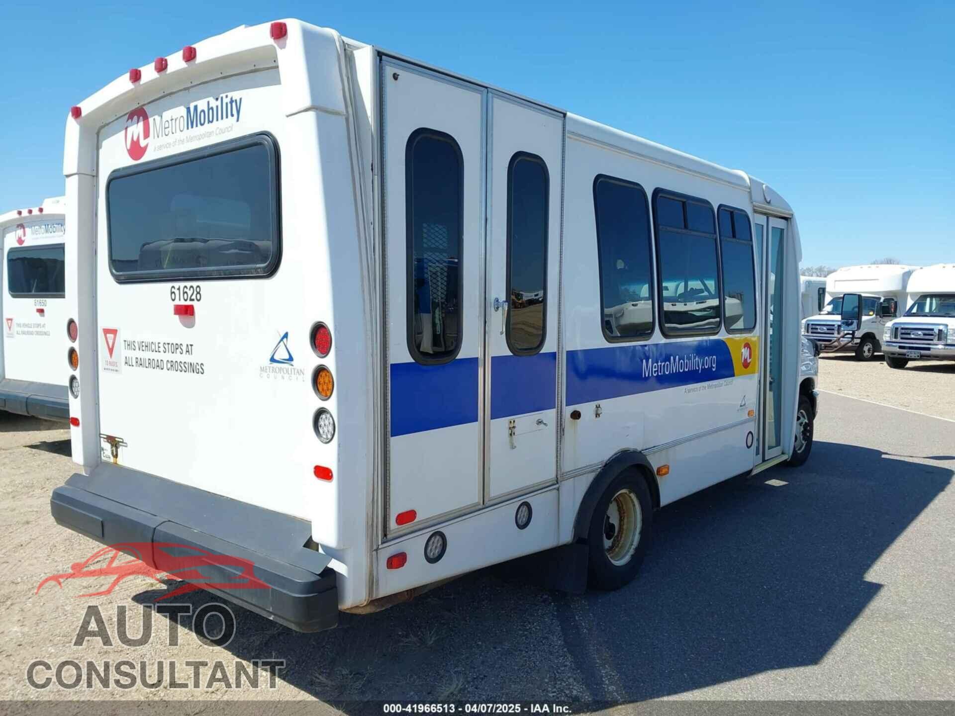 FORD E-450 CUTAWAY 2017 - 1FDFE4FS2HDC35365
