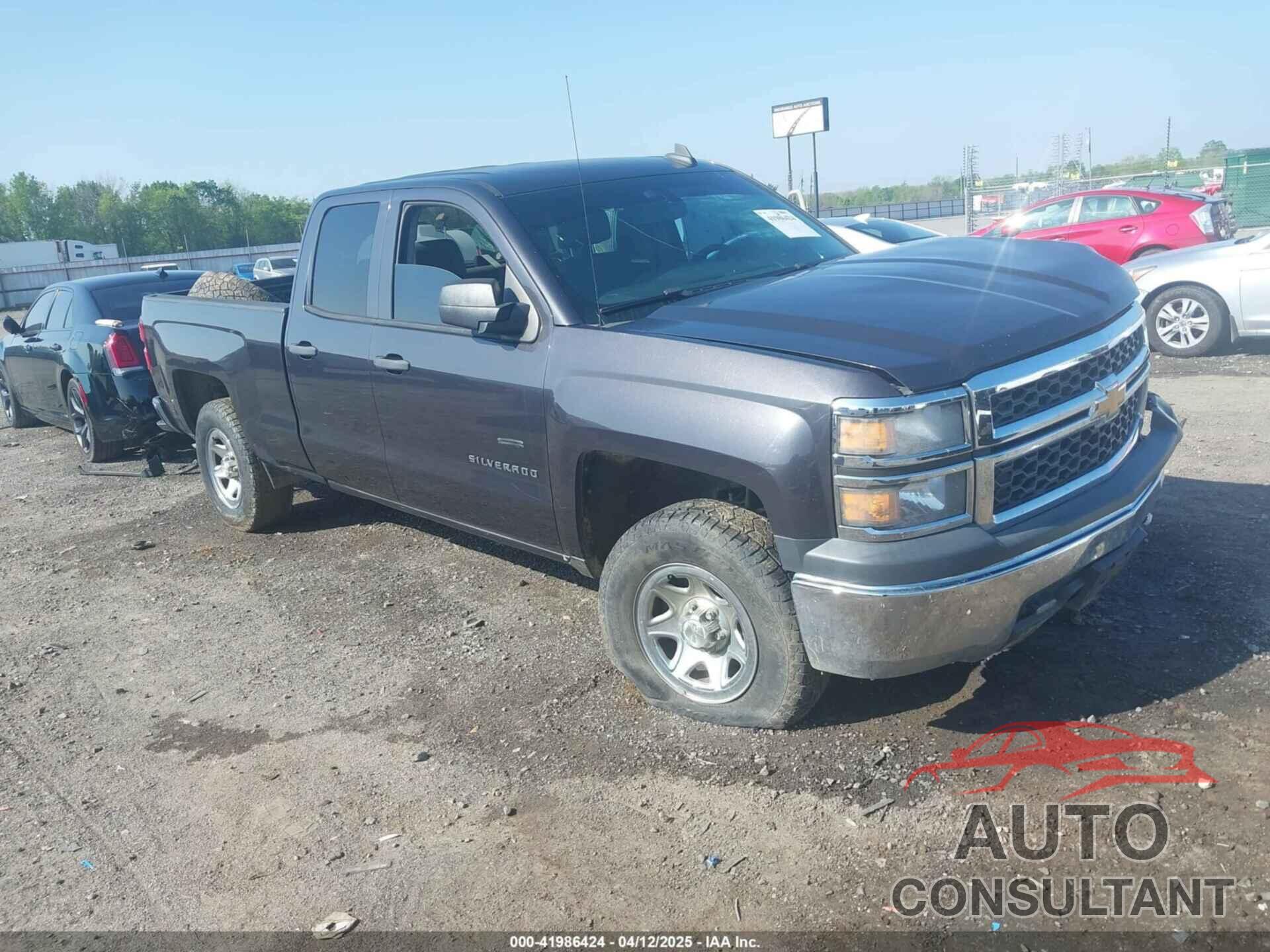 CHEVROLET SILVERADO 1500 2015 - 1GCRCPEC3FZ211837