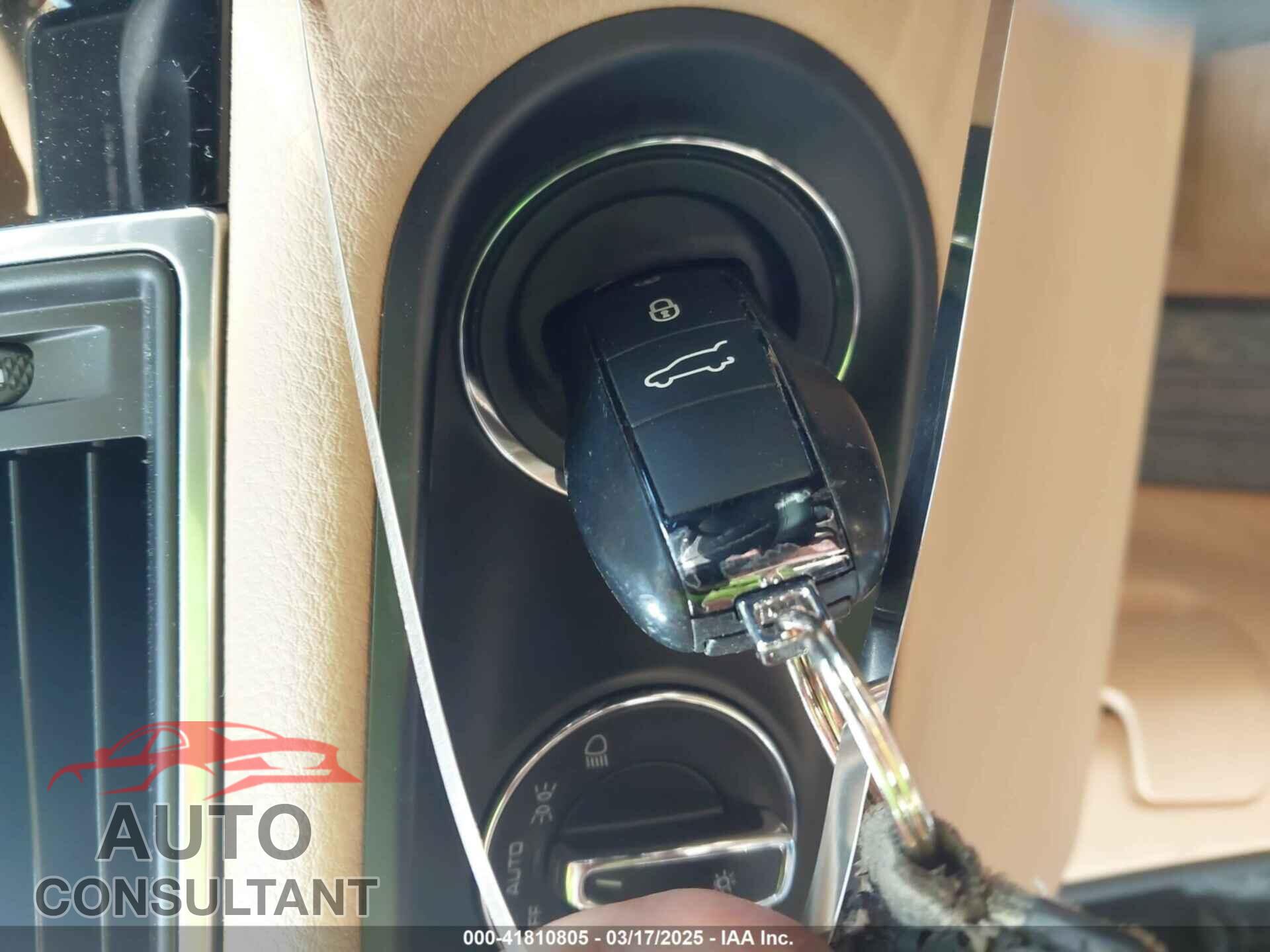 PORSCHE MACAN 2017 - WP1AA2A55HLB02121