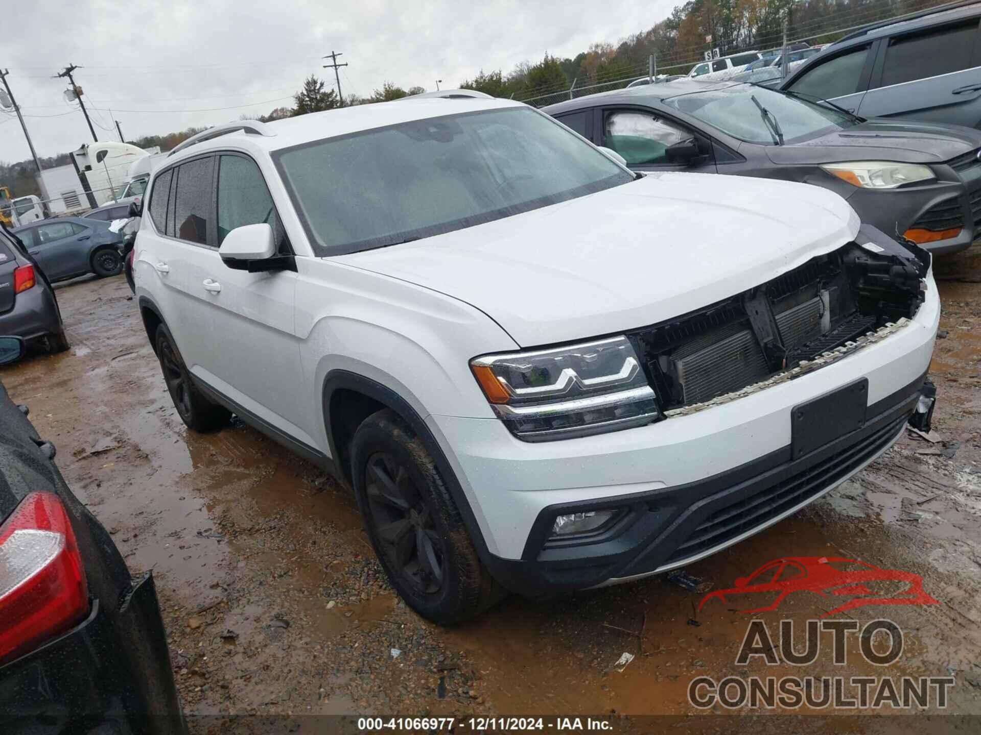 VOLKSWAGEN ATLAS 2018 - 1V2DR2CA2JC548376