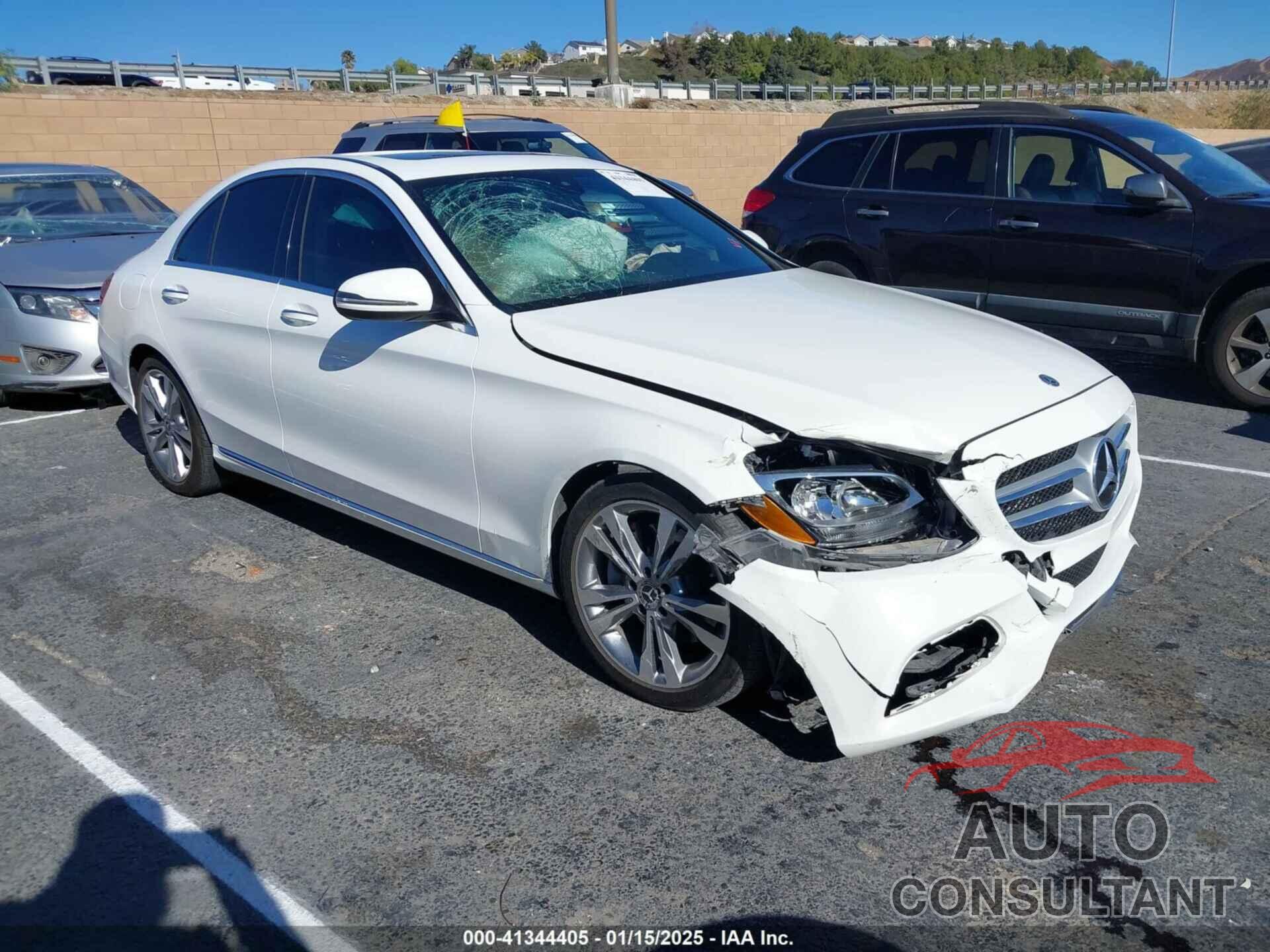 MERCEDES-BENZ C 300 2018 - 55SWF4JB0JU248654