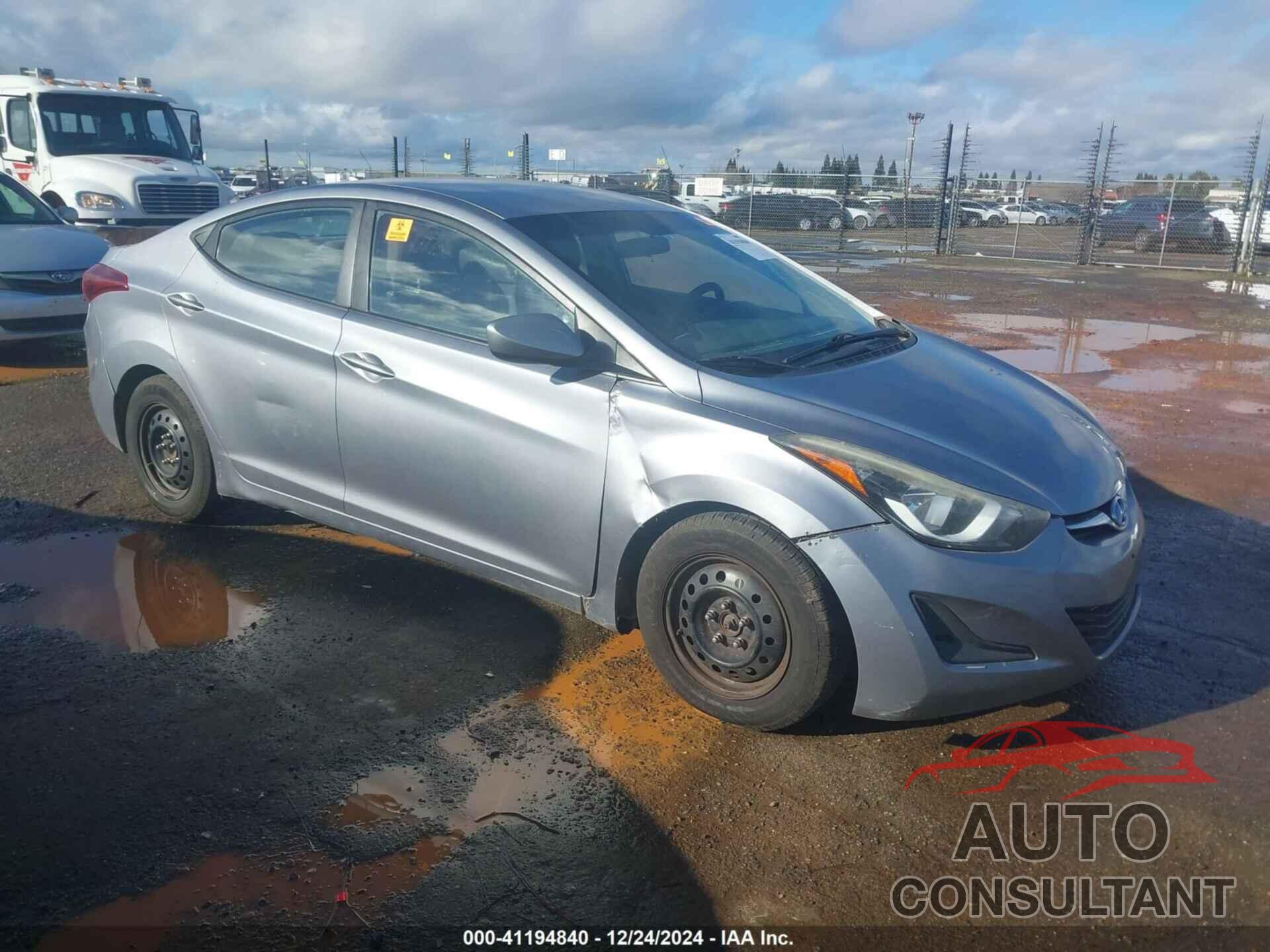 HYUNDAI ELANTRA 2016 - 5NPDH4AE5GH674301