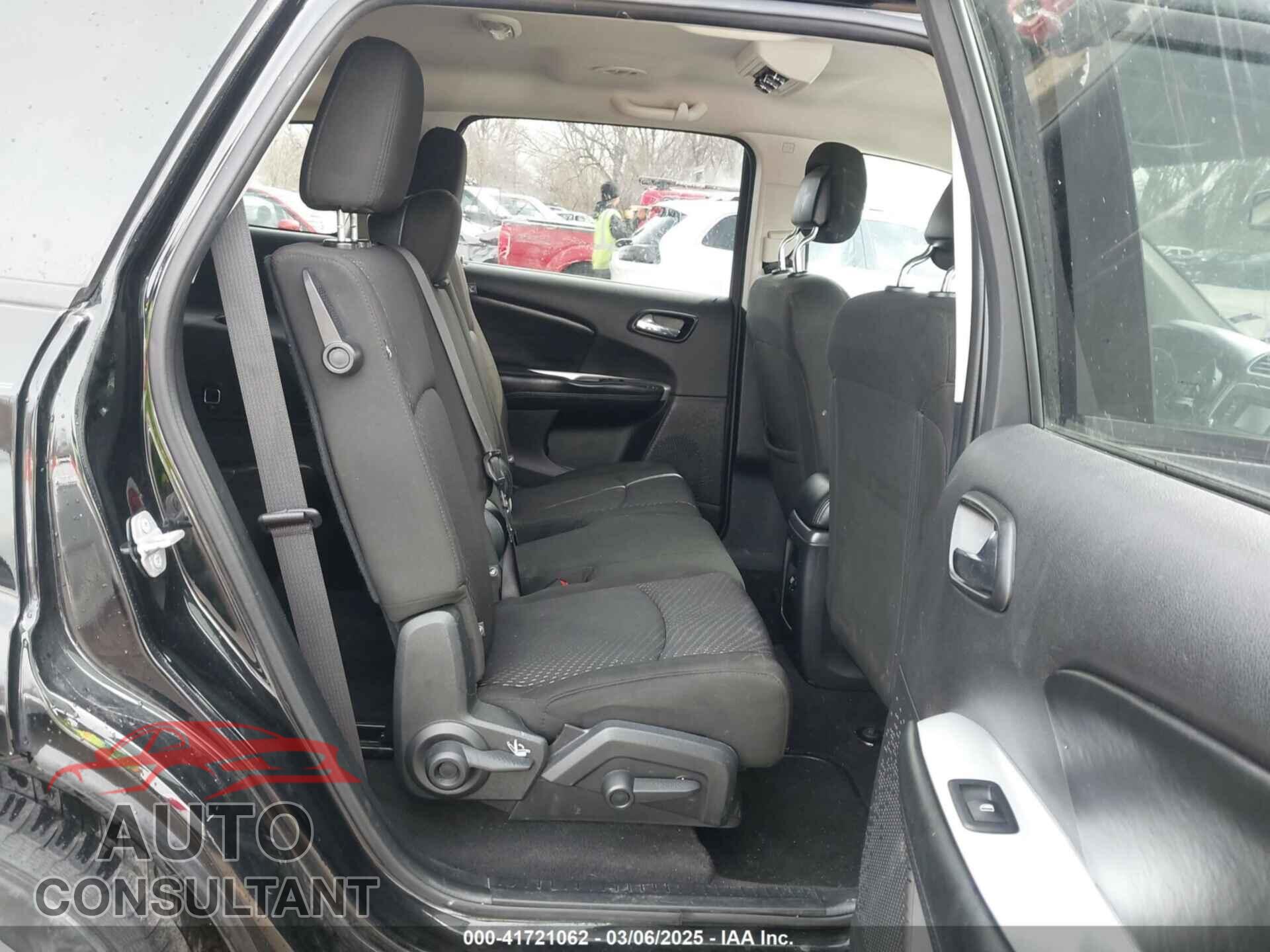 DODGE JOURNEY 2019 - 3C4PDCBB8KT844800