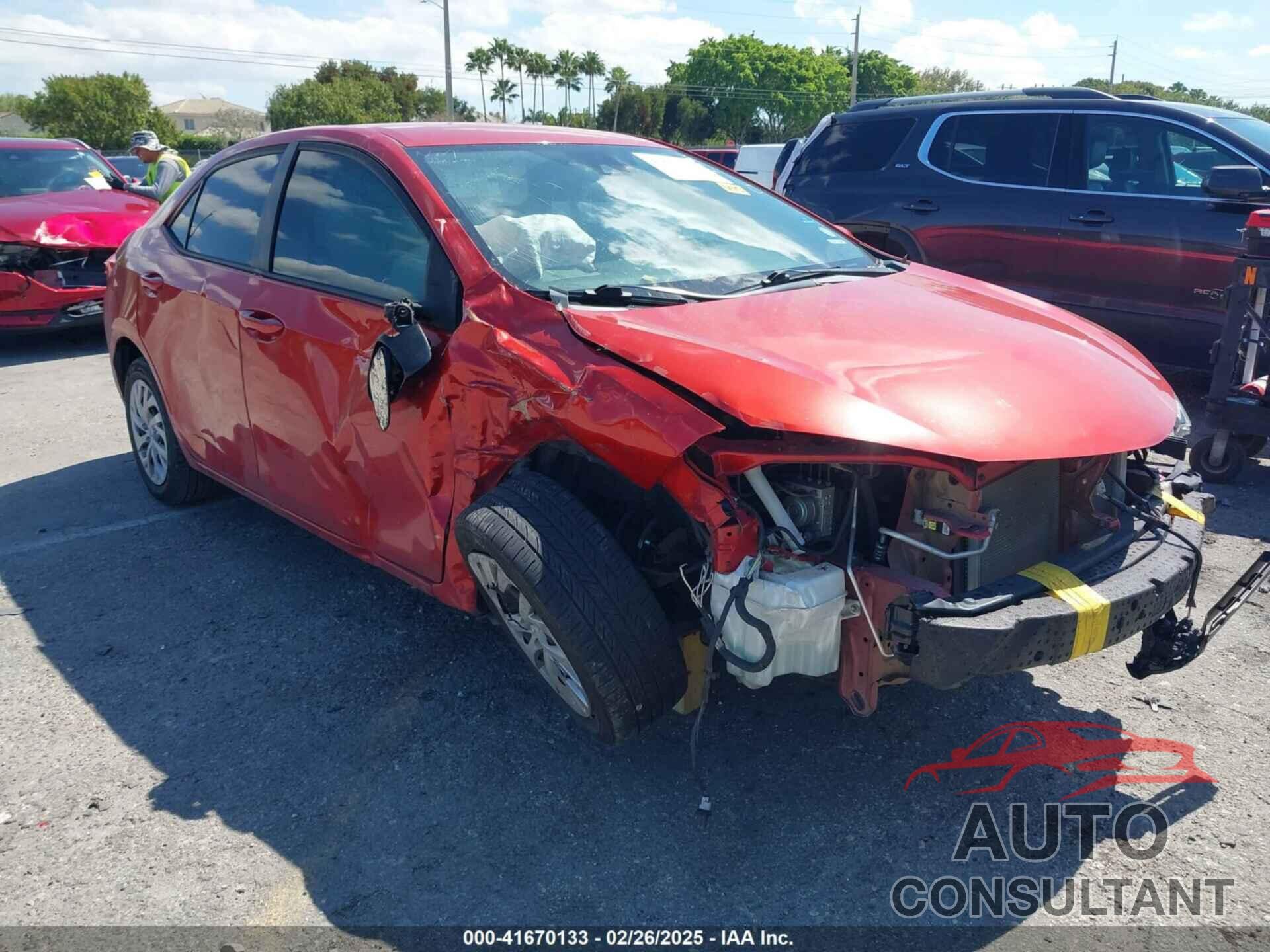 TOYOTA COROLLA 2019 - 5YFBURHE9KP941845