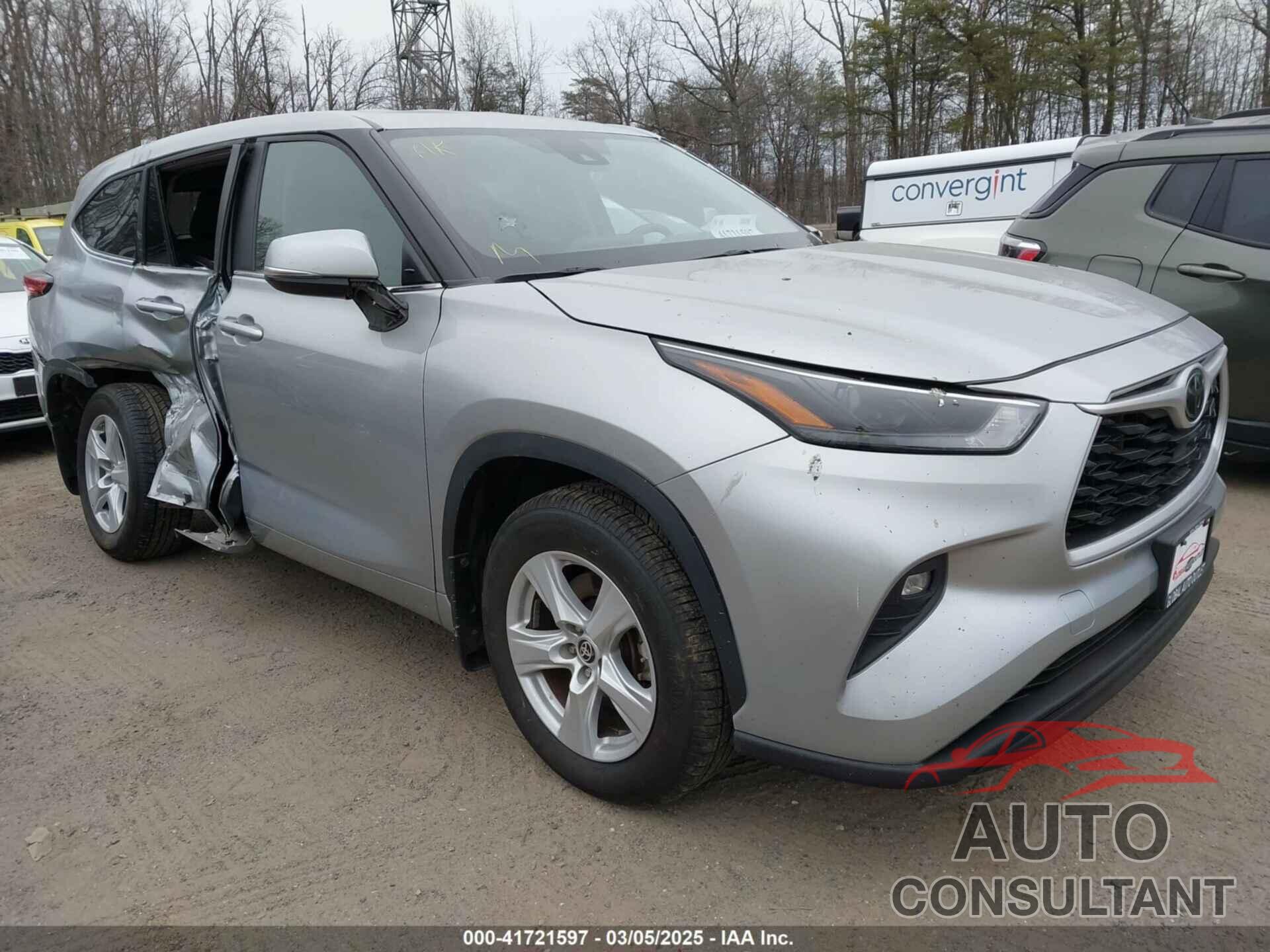 TOYOTA HIGHLANDER 2023 - 5TDKDRBH2PS015689