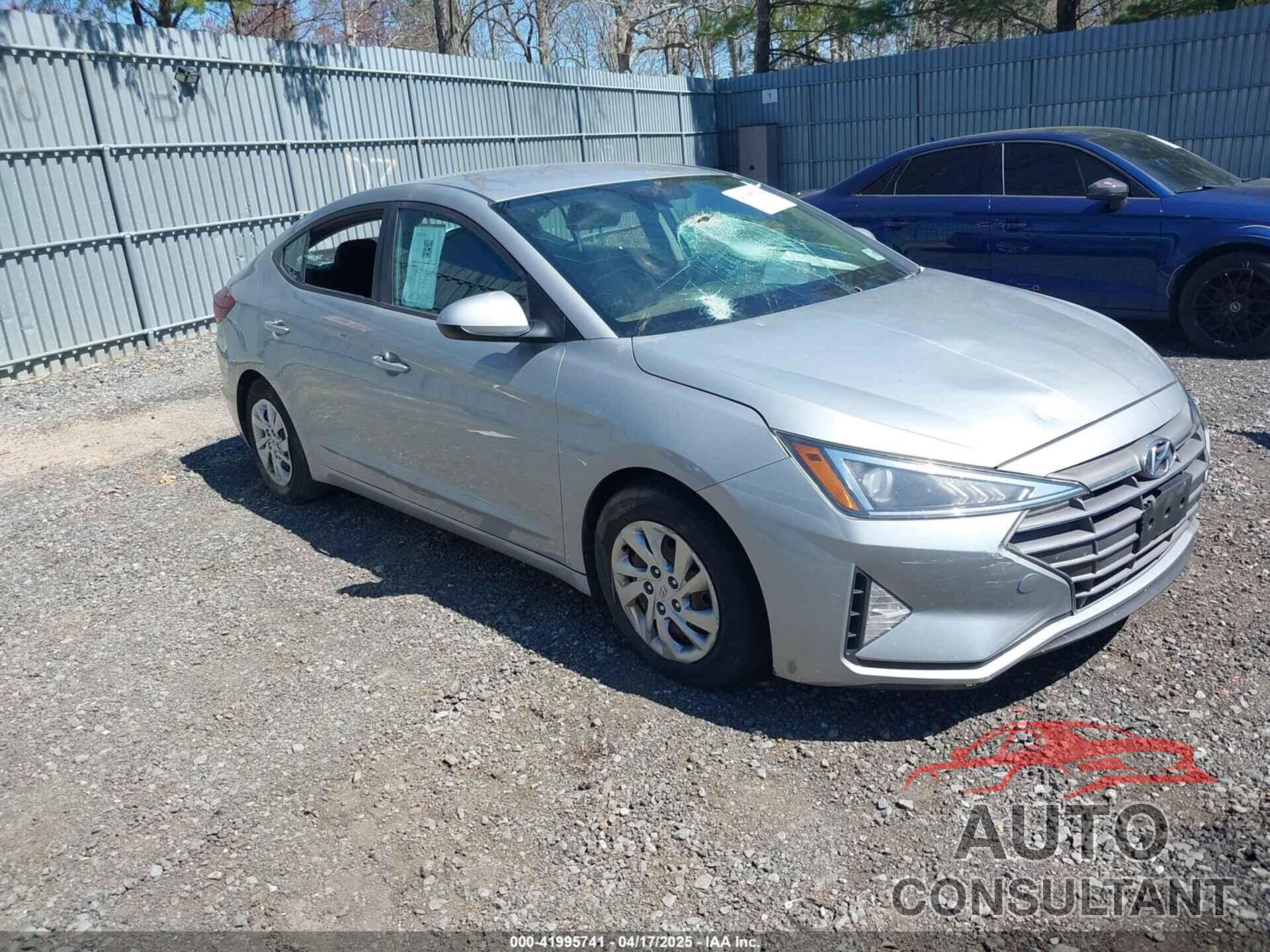 HYUNDAI ELANTRA 2020 - KMHD74LF5LU939304