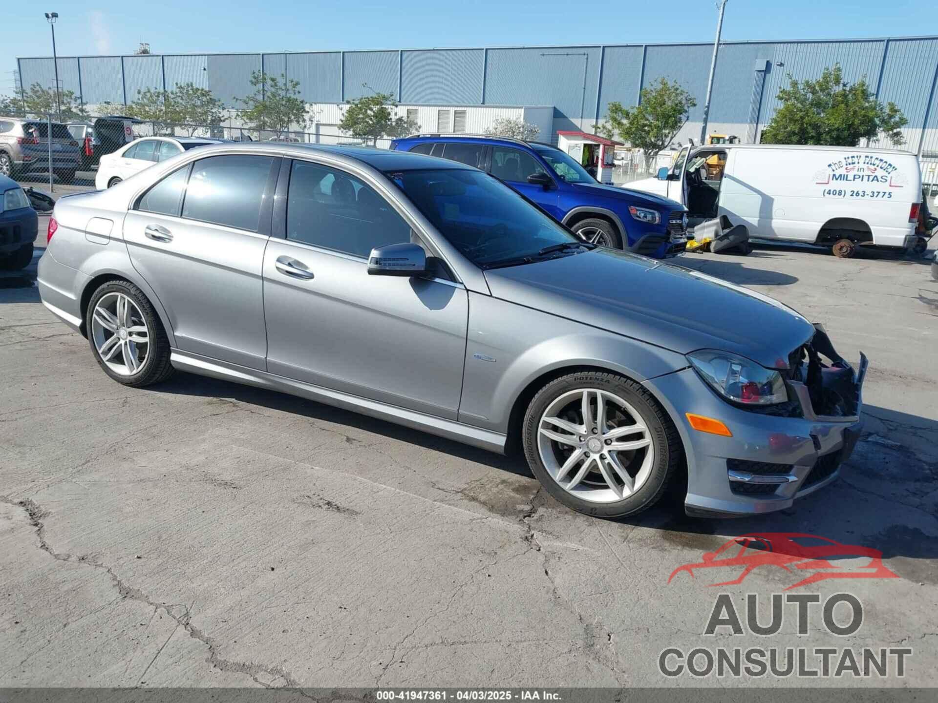 MERCEDES-BENZ C 250 2012 - WDDGF4HB2CA636370