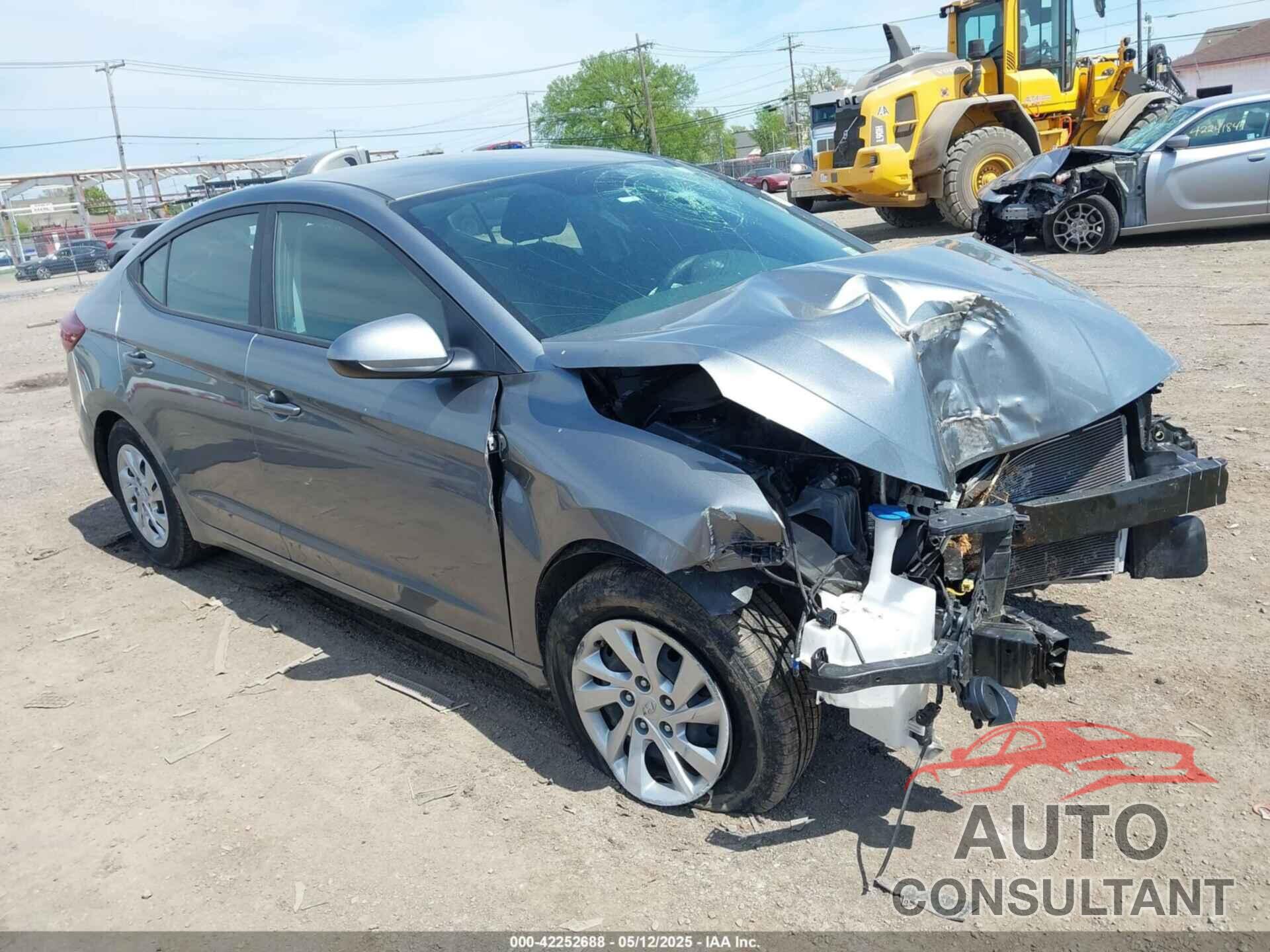 HYUNDAI ELANTRA 2019 - KMHD74LF1KU777590
