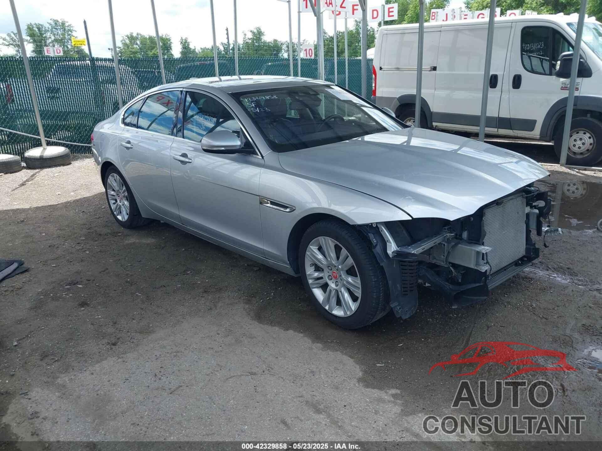 JAGUAR XF 2017 - SAJBJ4BV7HCY32002