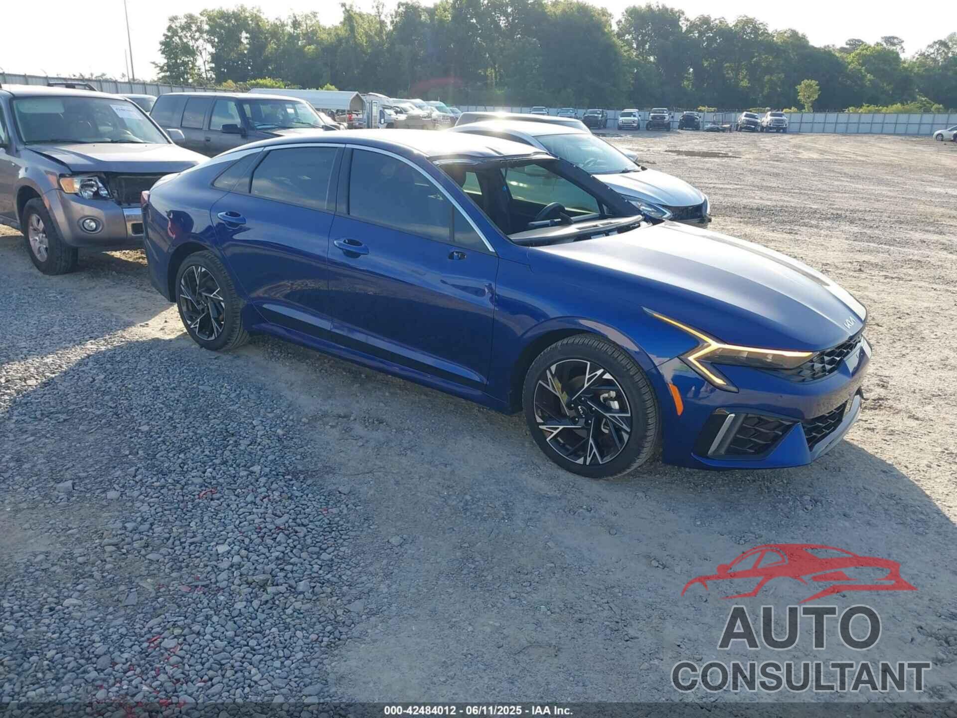 KIA K5 2025 - KNAG64J72S5330872